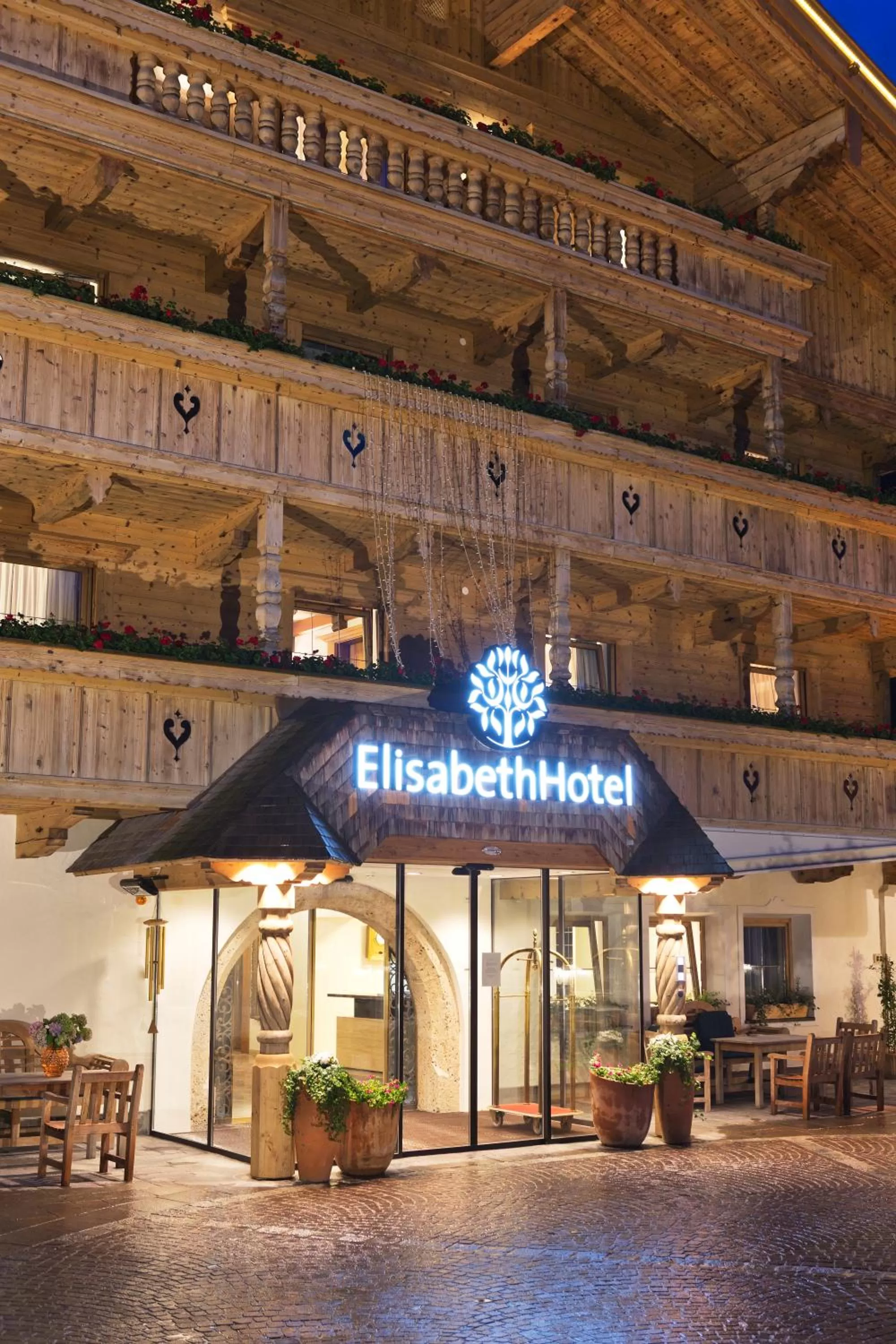 Facade/entrance in ElisabethHotel Premium Private Retreat- Adults only