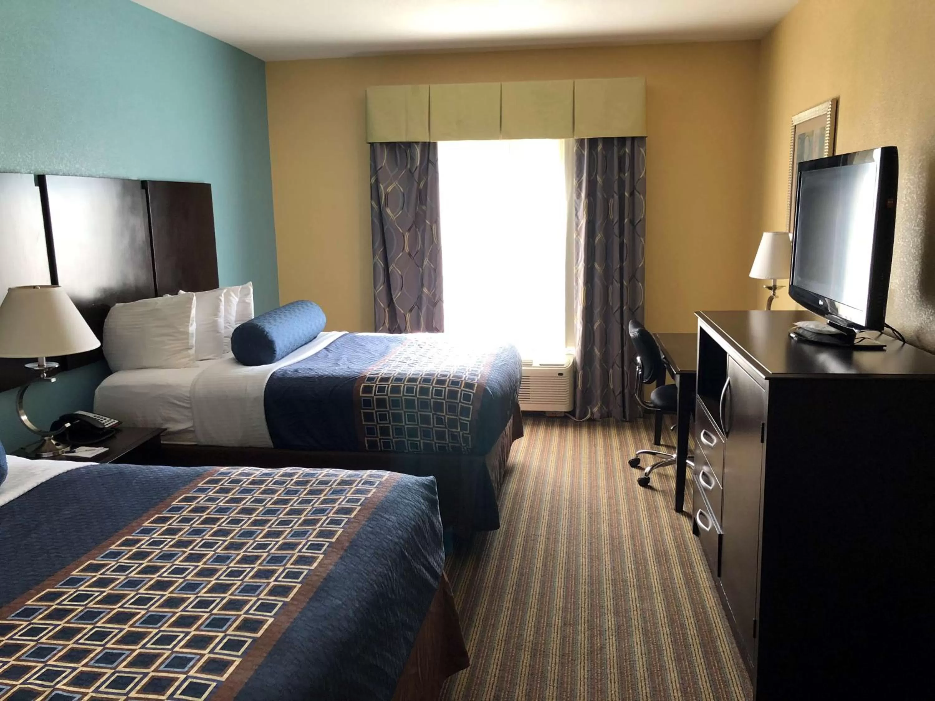 Photo of the whole room in Best Western Plus Goodman Inn & Suites