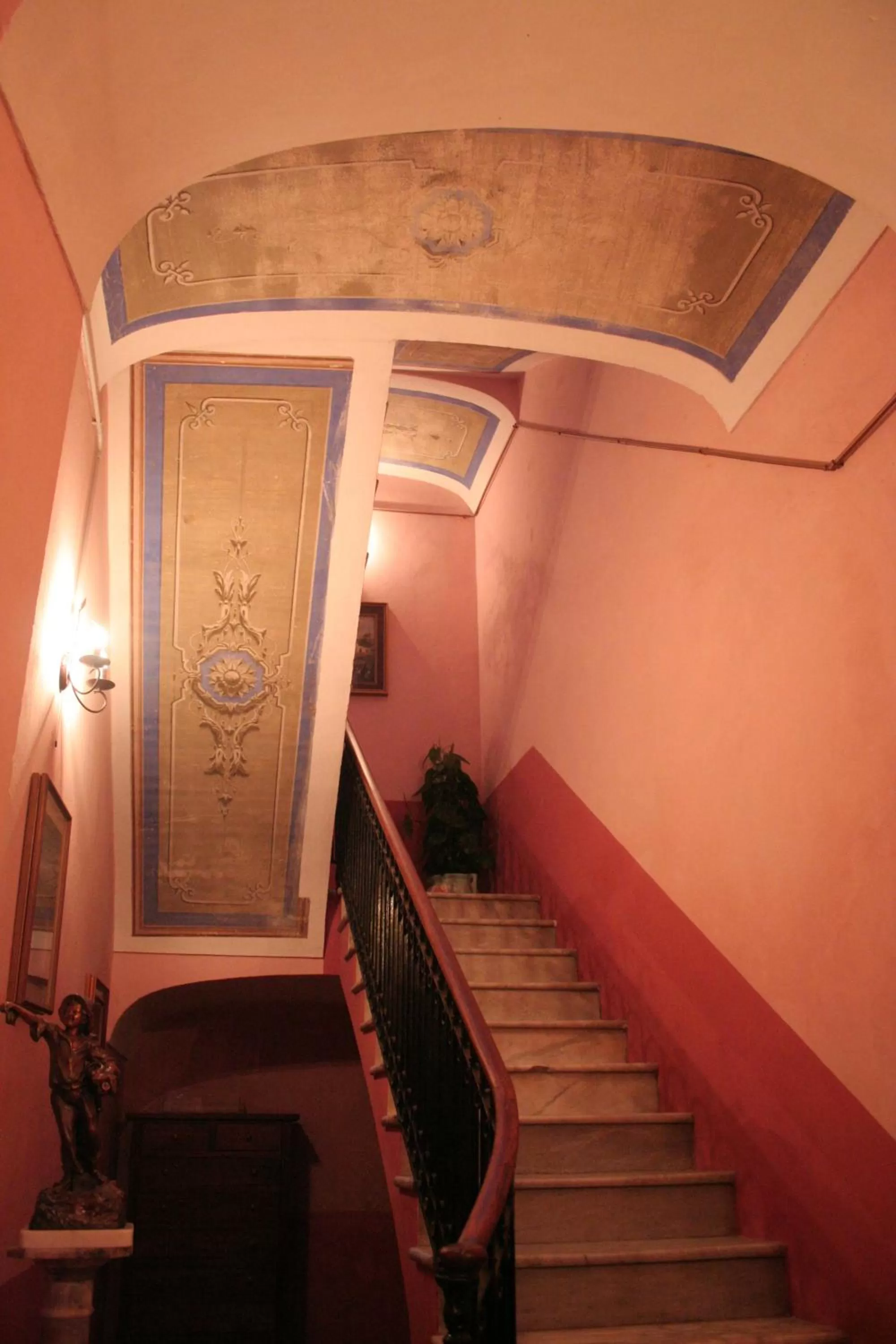 Decorative detail in B&B Su Maimoni