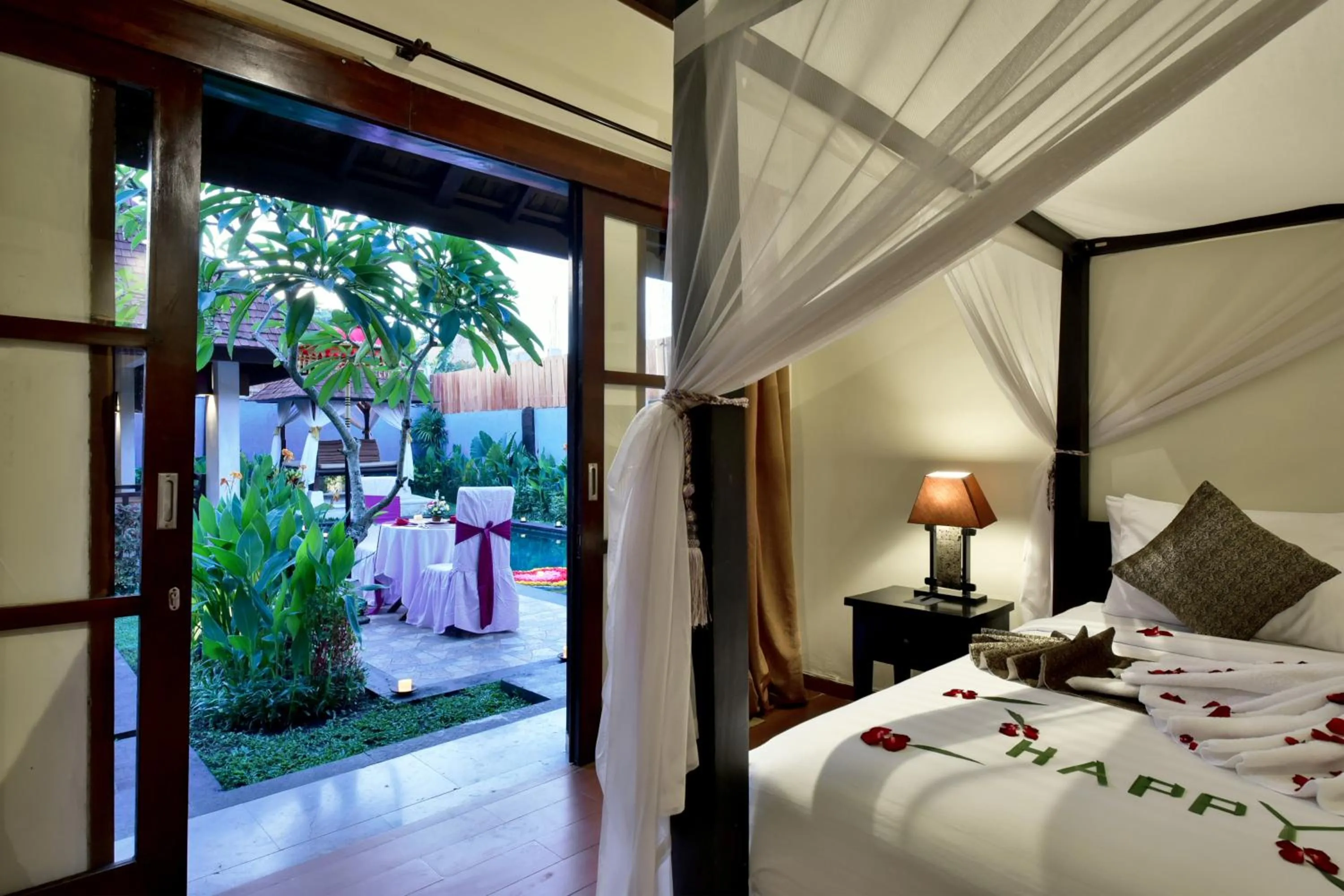 Bed in The Khayangan Dreams Villa Umalas