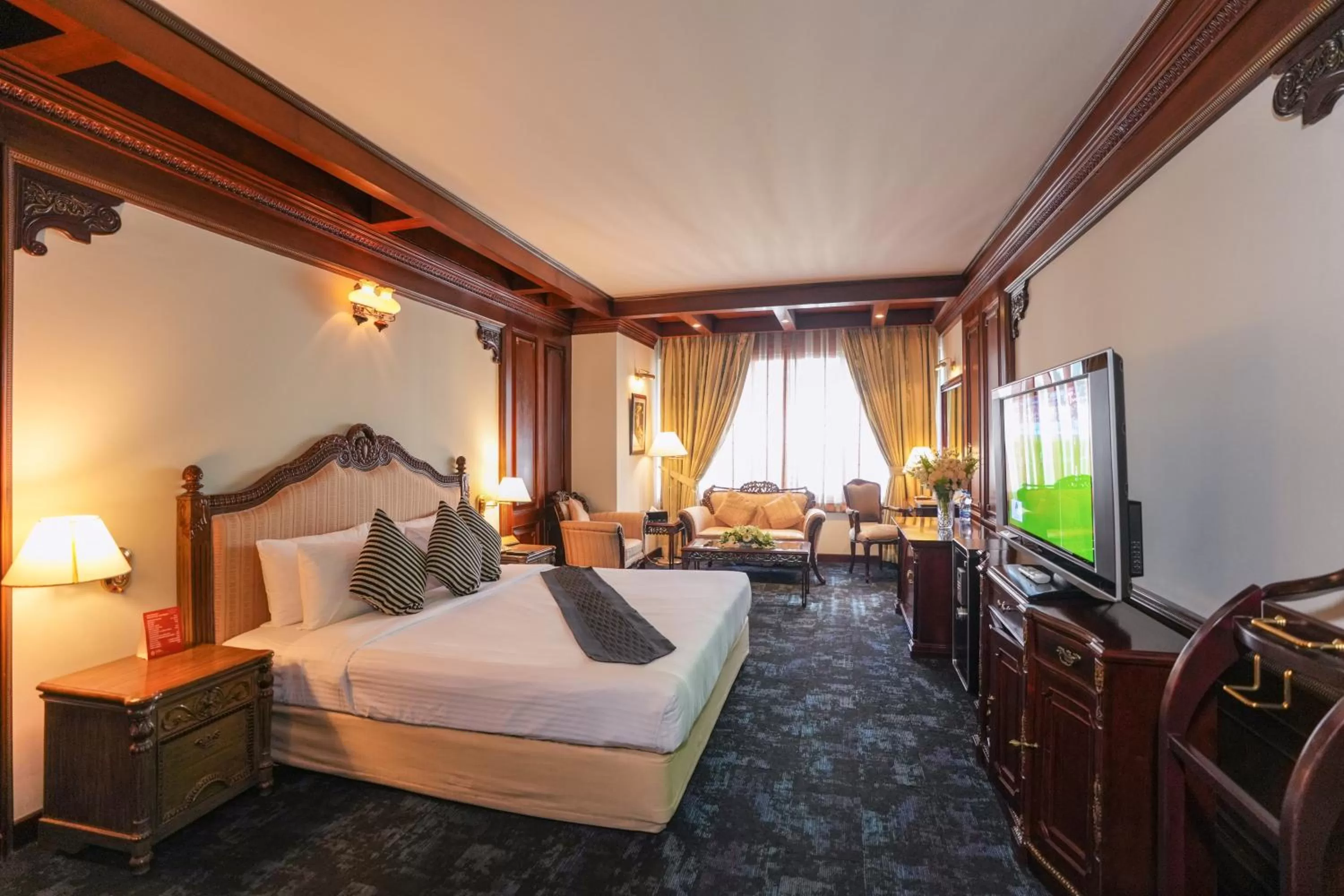 Bedroom, Bed in Hotel Sarina