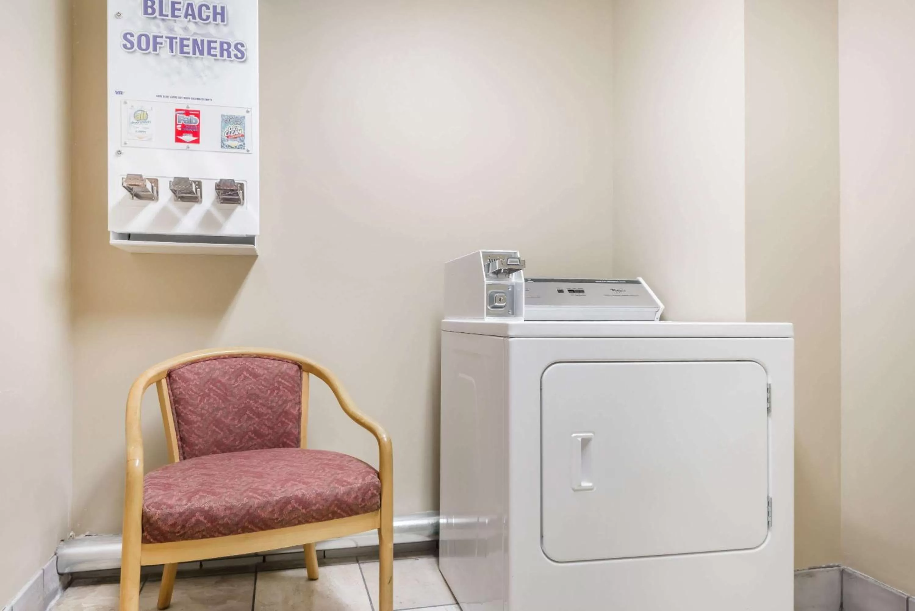 On site in Super 8 by Wyndham Jasper