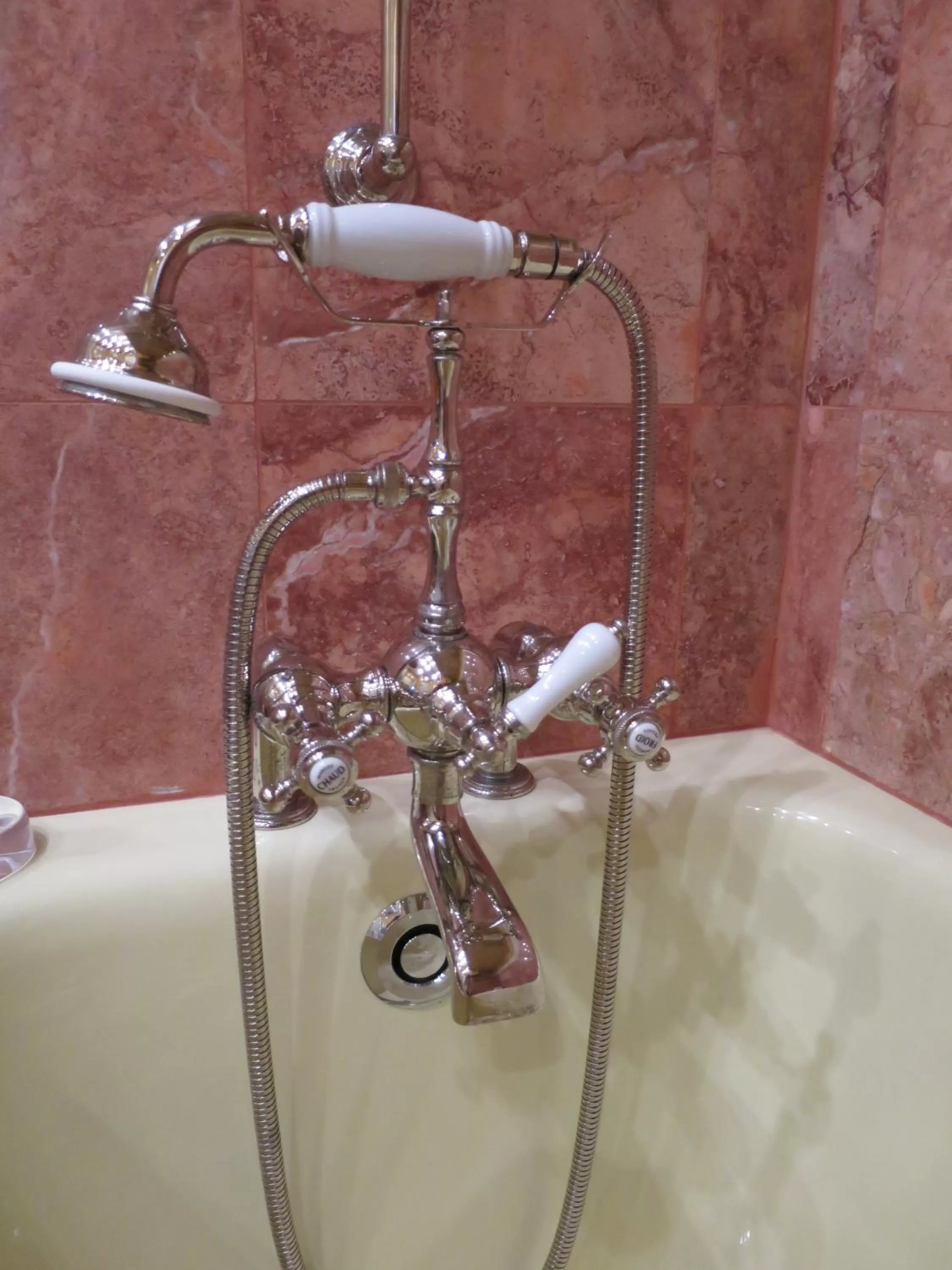 Shower, Bathroom in KerBlondel