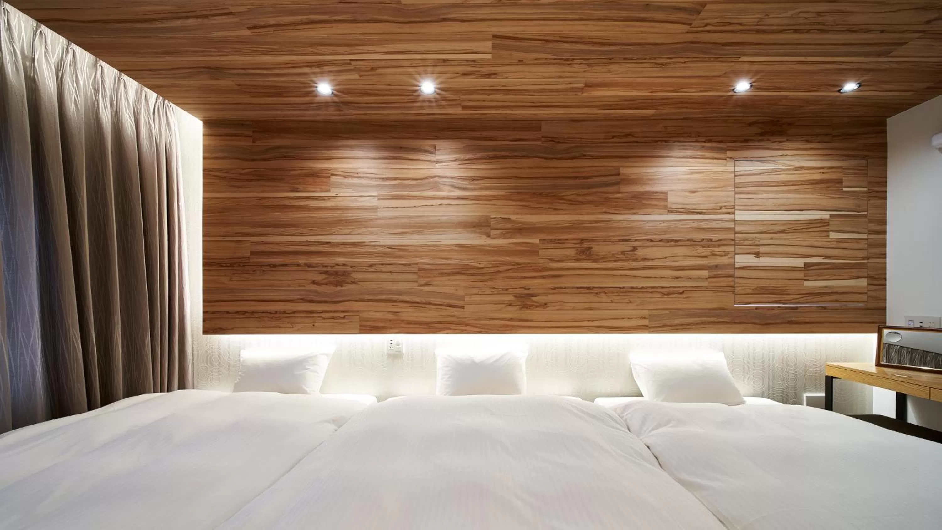 Bed in Carta Hotel Kyoto Bettei