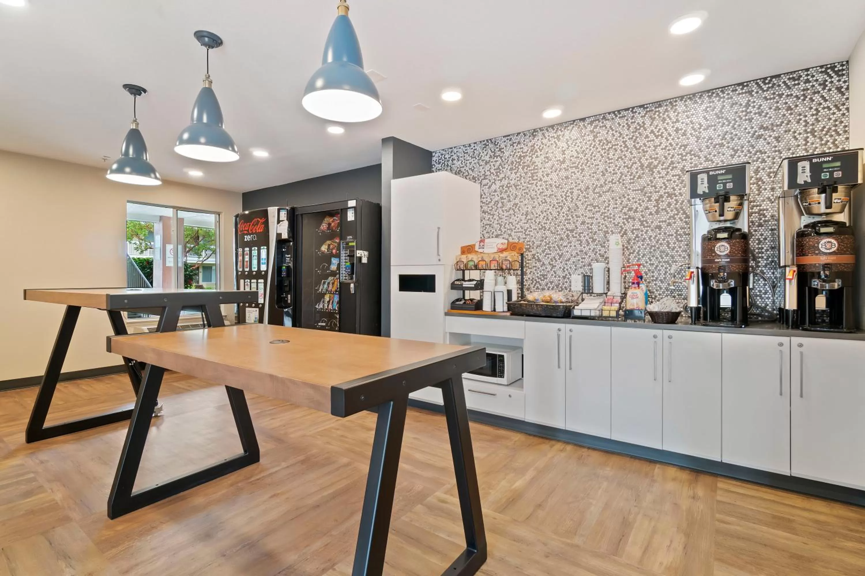 Food in Extended Stay America Suites - San Francisco - San Mateo - SFO