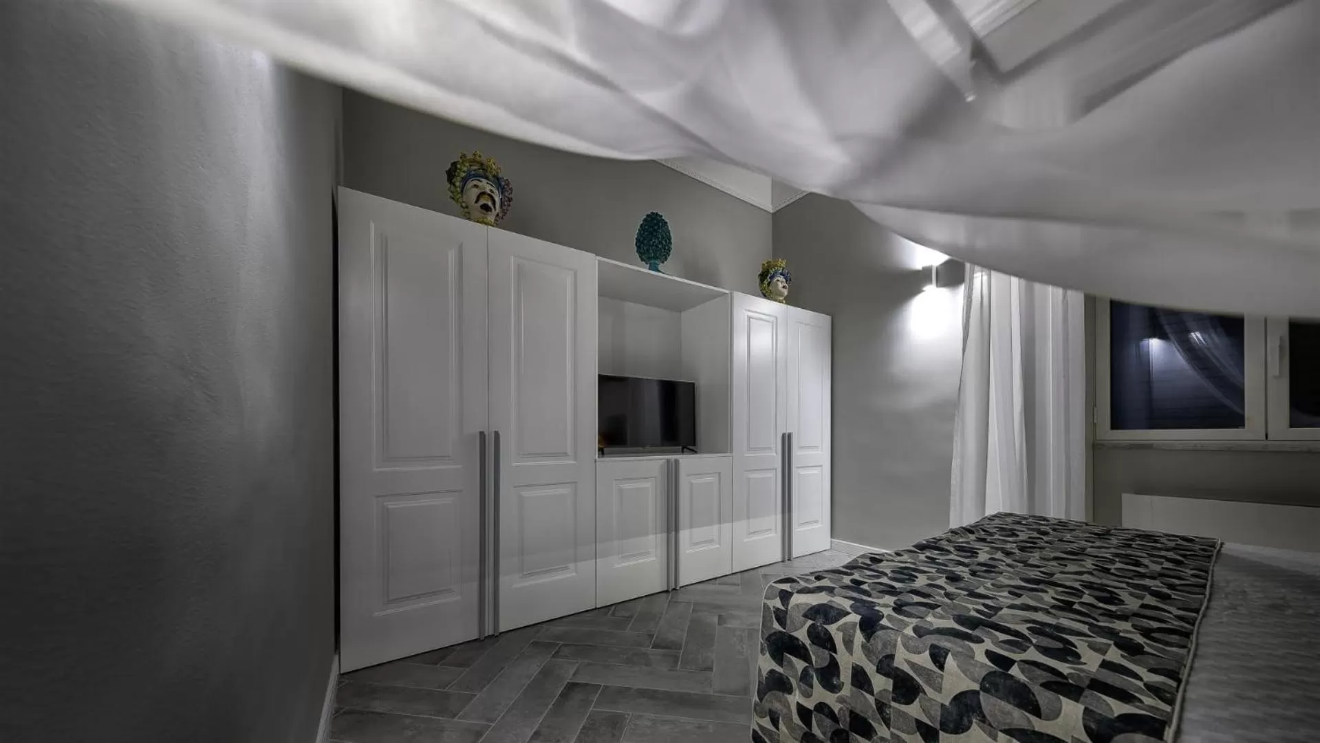 Night, Bed in Suite del Ponte Normanno