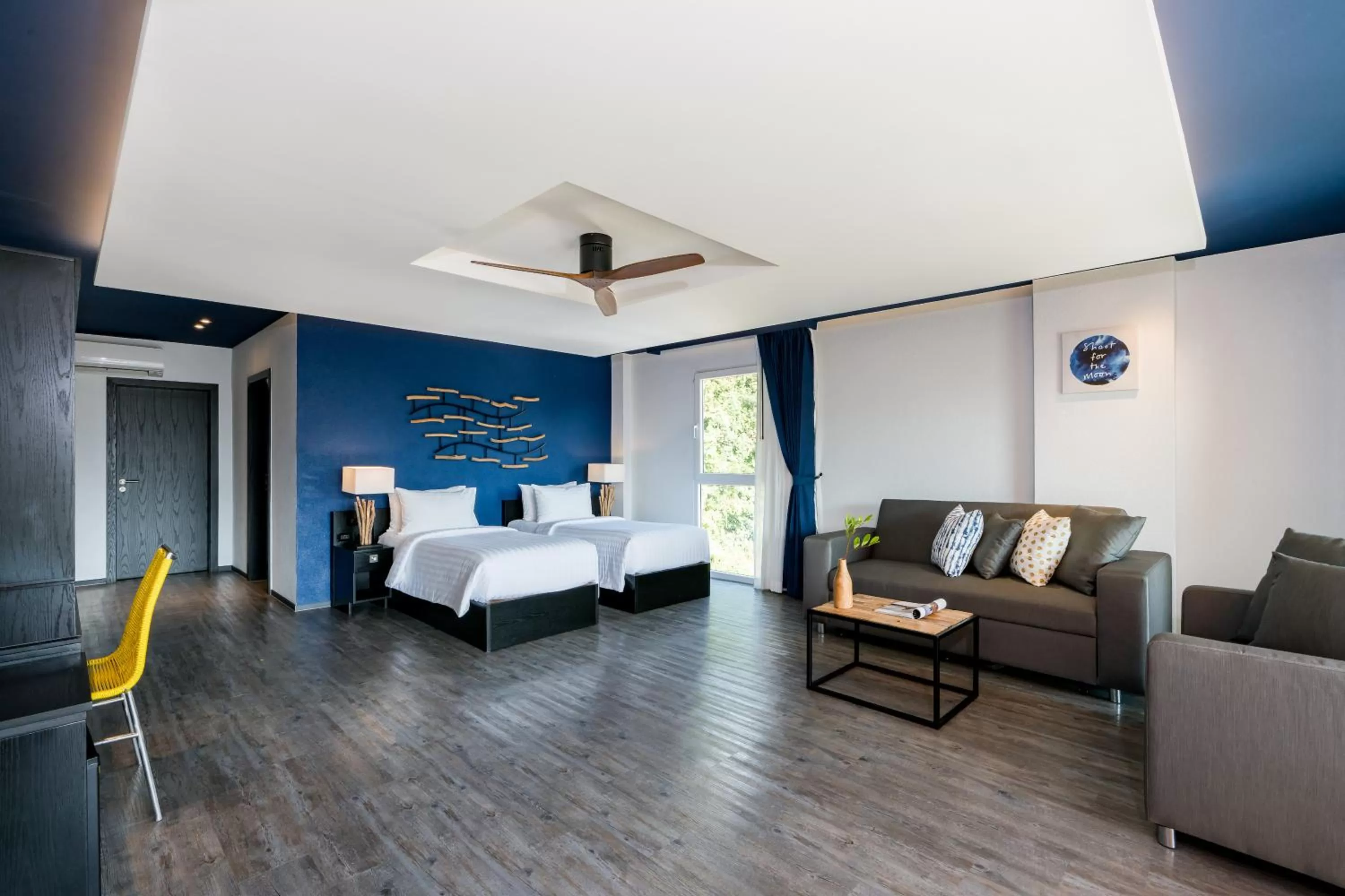 Living room, Bed in Marina Sands Resort