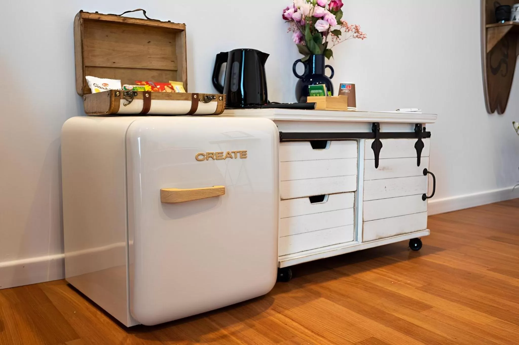 oven, Kitchen/Kitchenette in MareLuna Rooms