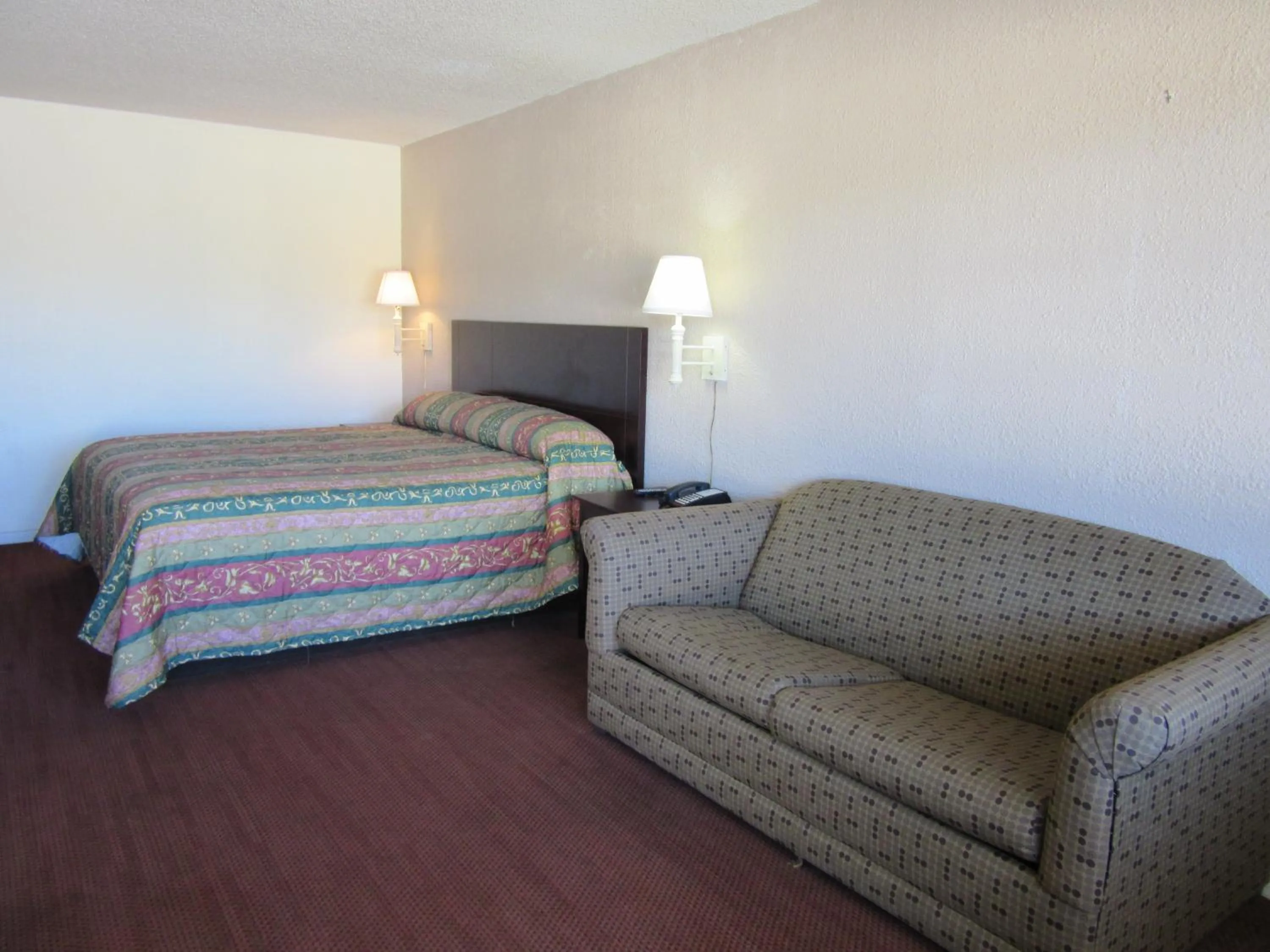 Bed in Royal Inn Abilene