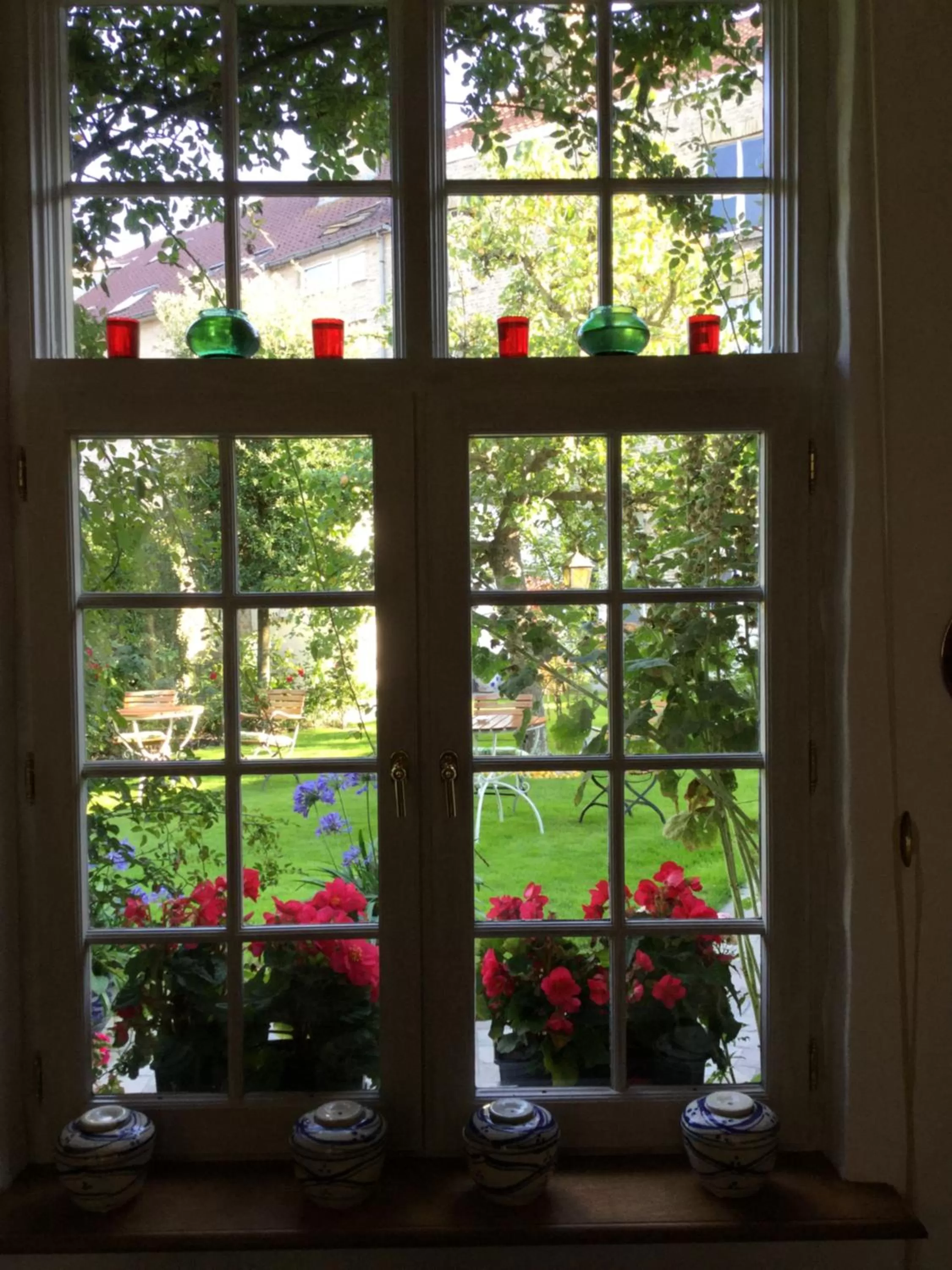 Decorative detail, Pool View in B&B Auberge De Klasse