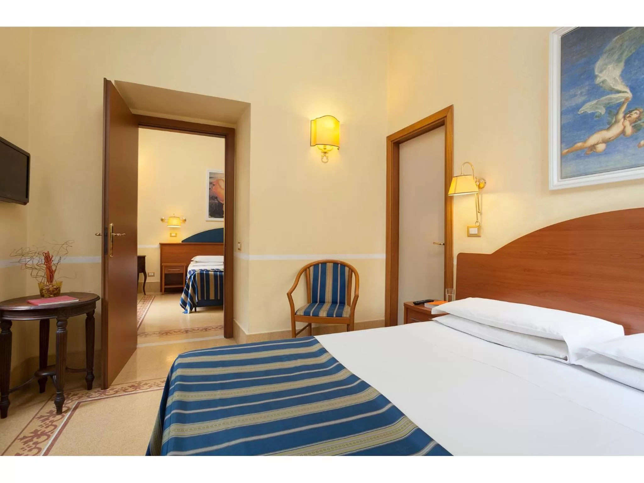 Other, Bed in Hotel Kennedy