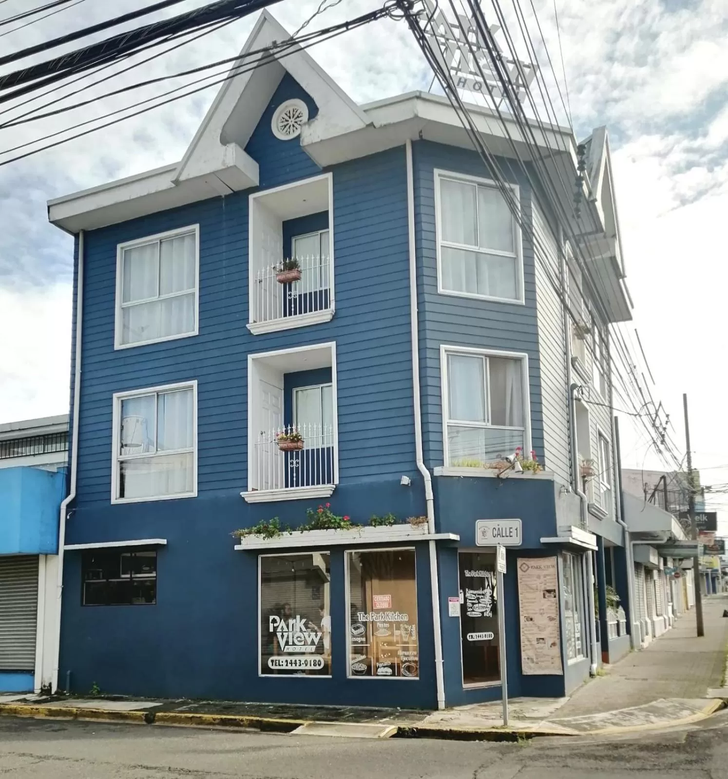 Property building in Park View Hotel & Restaurant