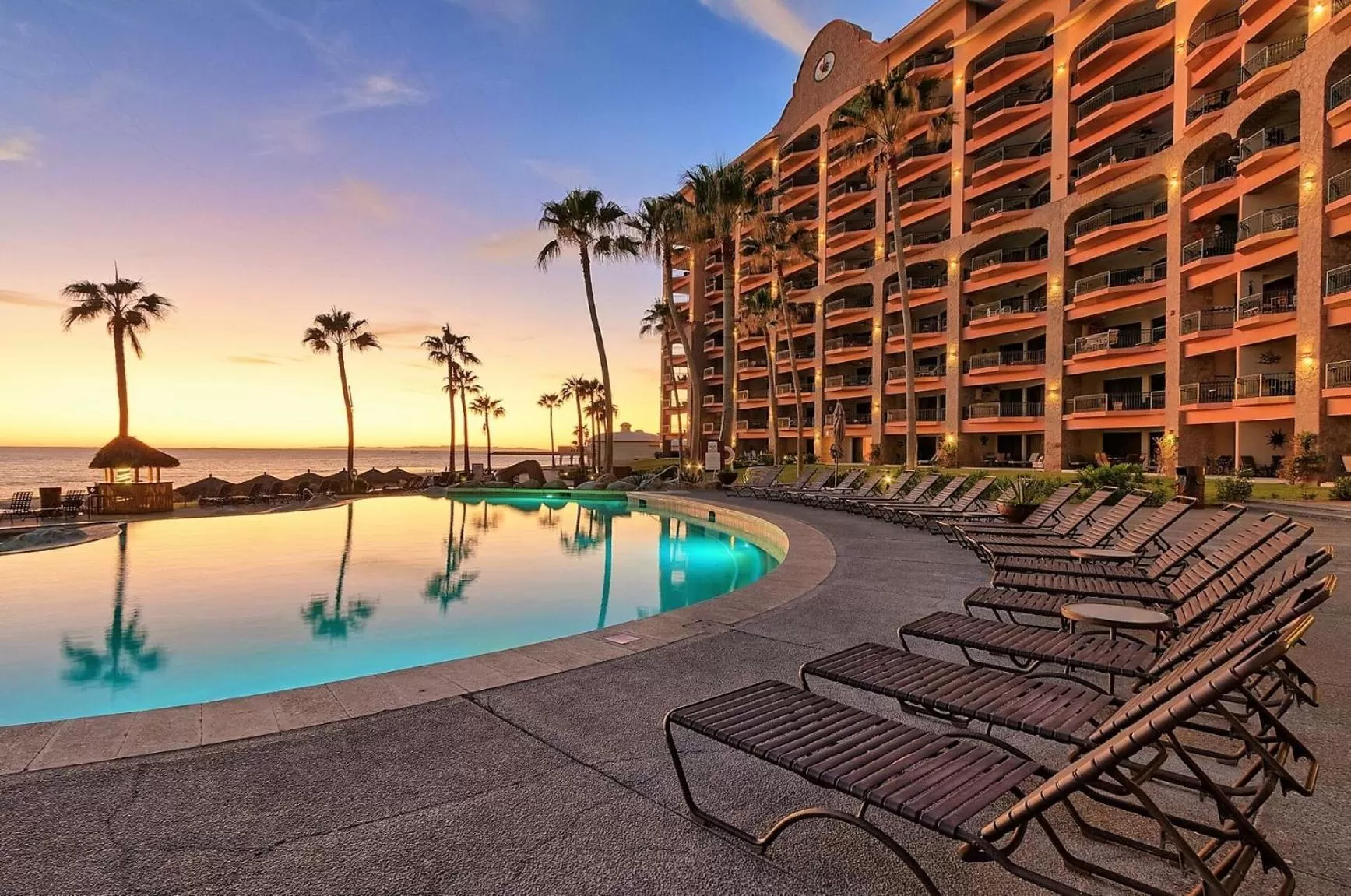 Swimming pool in Sonoran Sea 310-W - Modern 1 bedroom