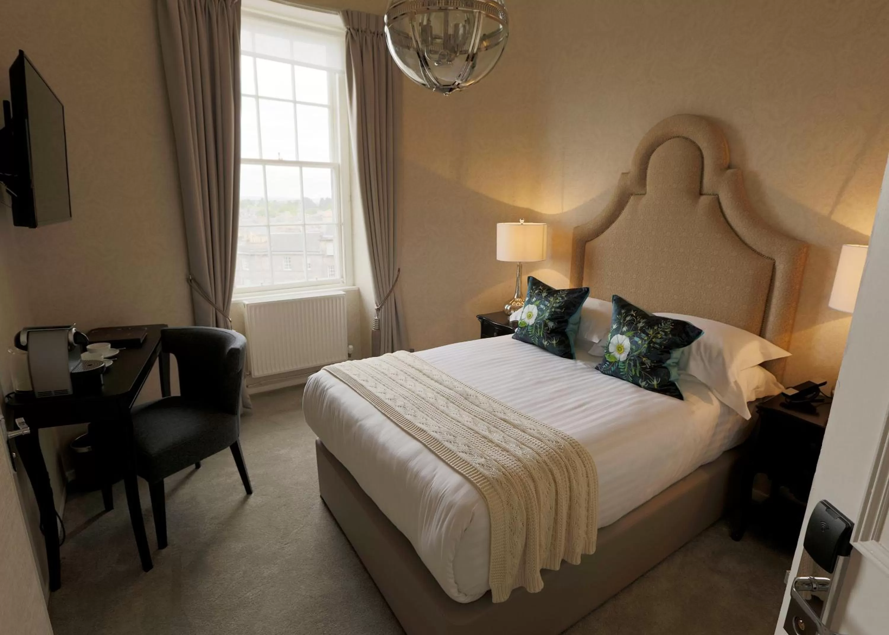 Bed in Nira Caledonia