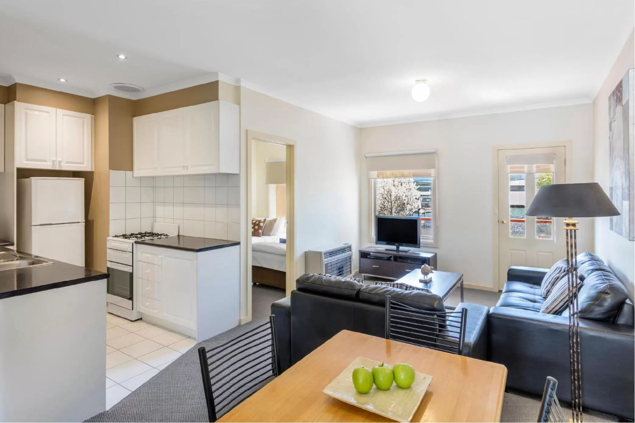 Kitchen or kitchenette in Hawthorn Gardens Serviced Apartments