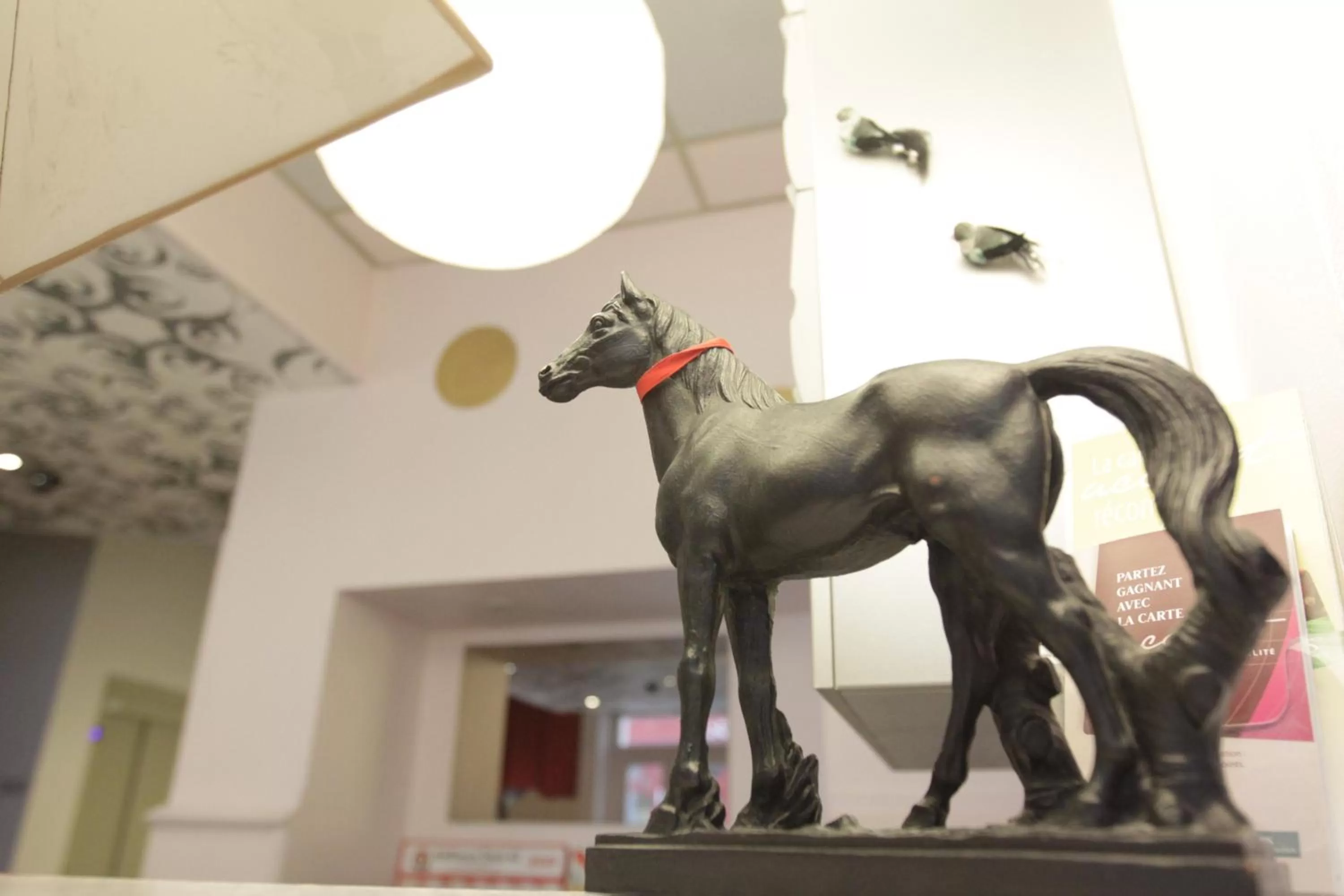 Lobby or reception in Urban Style, Hôtel Le Cheval Noir, Saint-Étienne