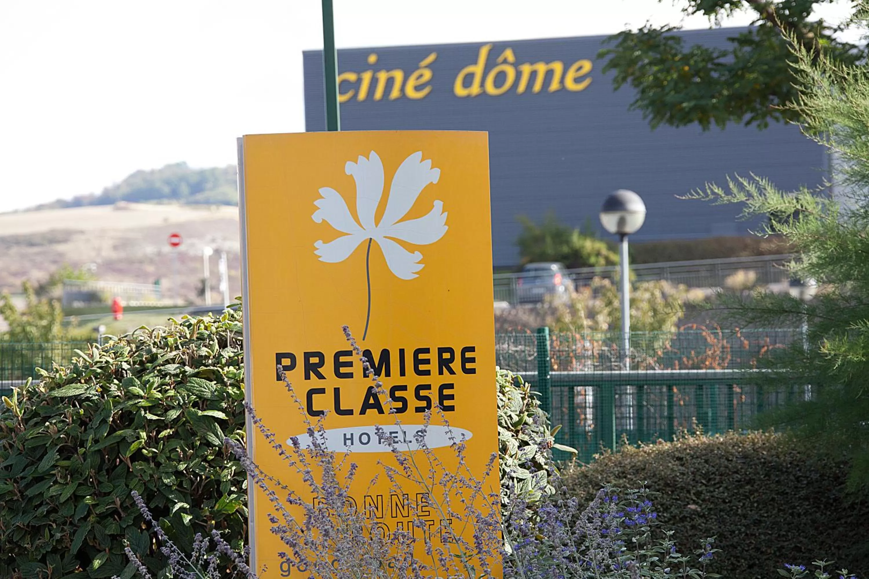 Property logo or sign in Première Classe Clermont-Ferrand Aubière