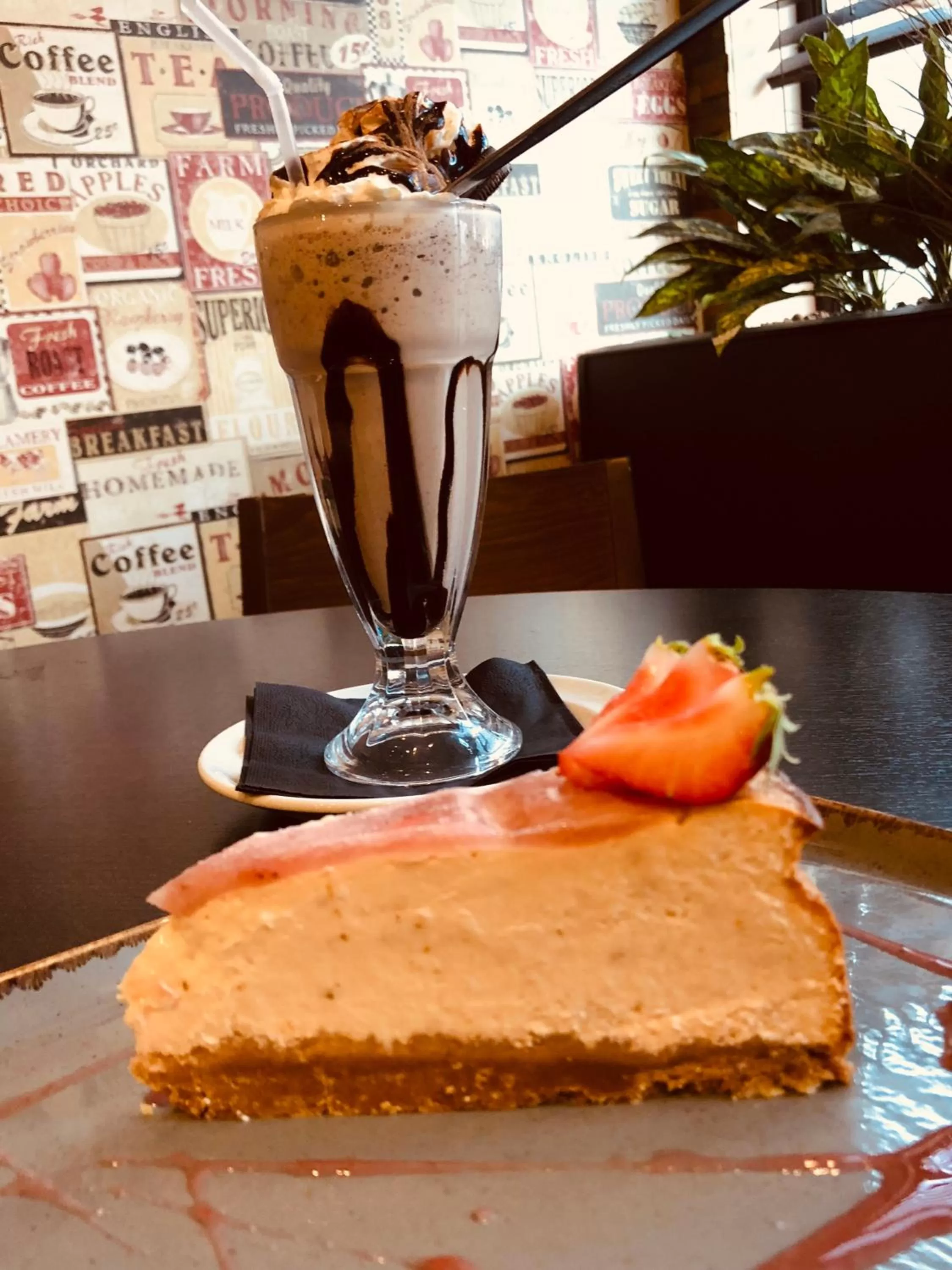 Restaurant/places to eat in Smiths Hotel