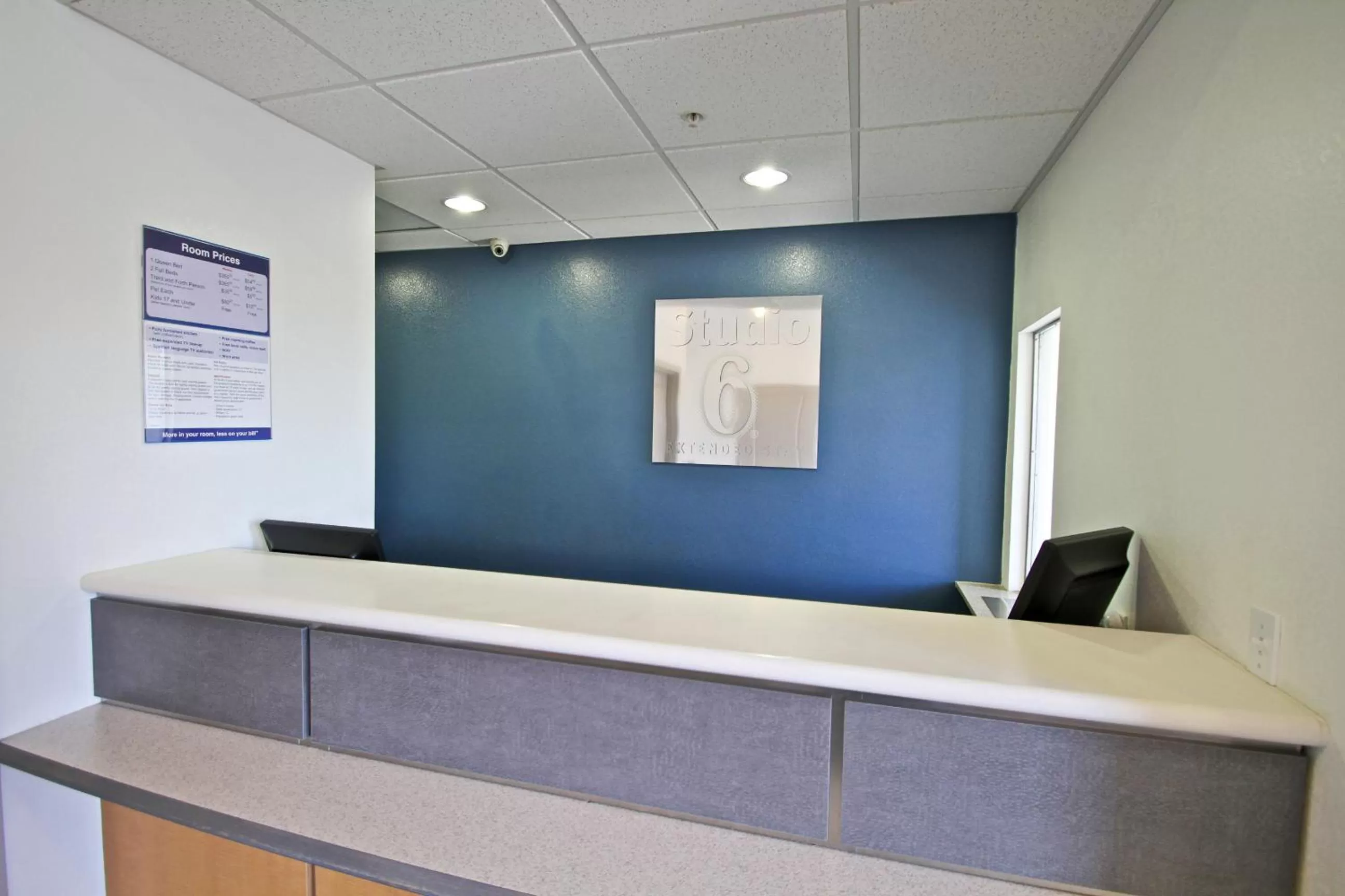 Lobby or reception in Studio 6-Bakersfield, CA