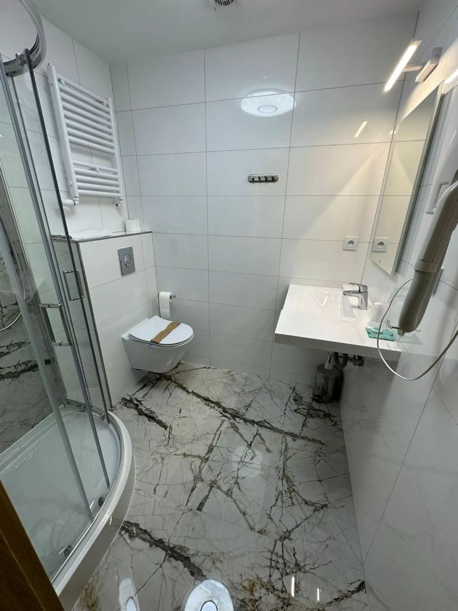 Toilet in Hotel Kresowianka