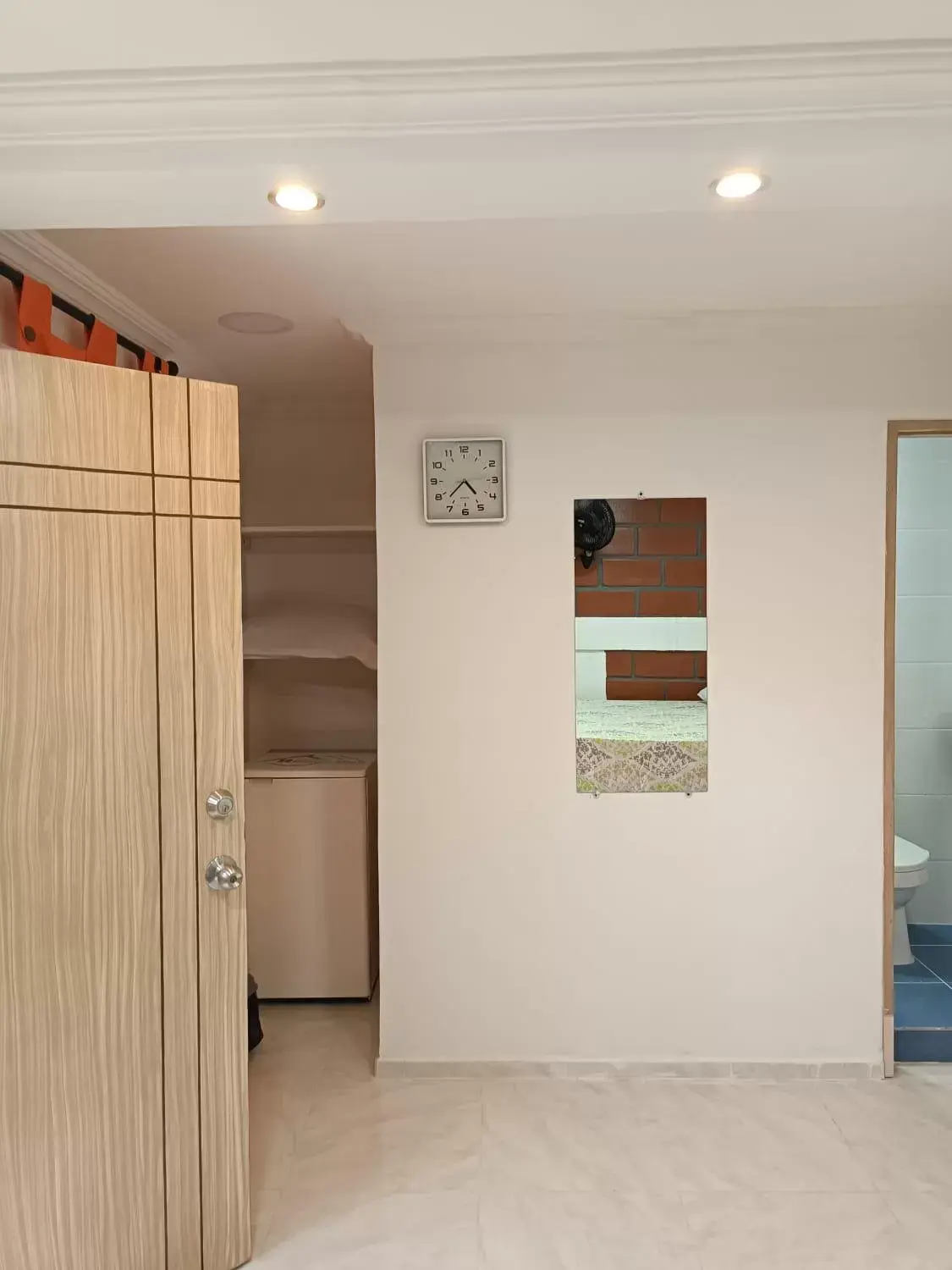 Family Cabin on Boat - single occupancy in Hotel Eterna Primavera Family Cabin on Boat - single occupancy in Hotel Eterna Primavera