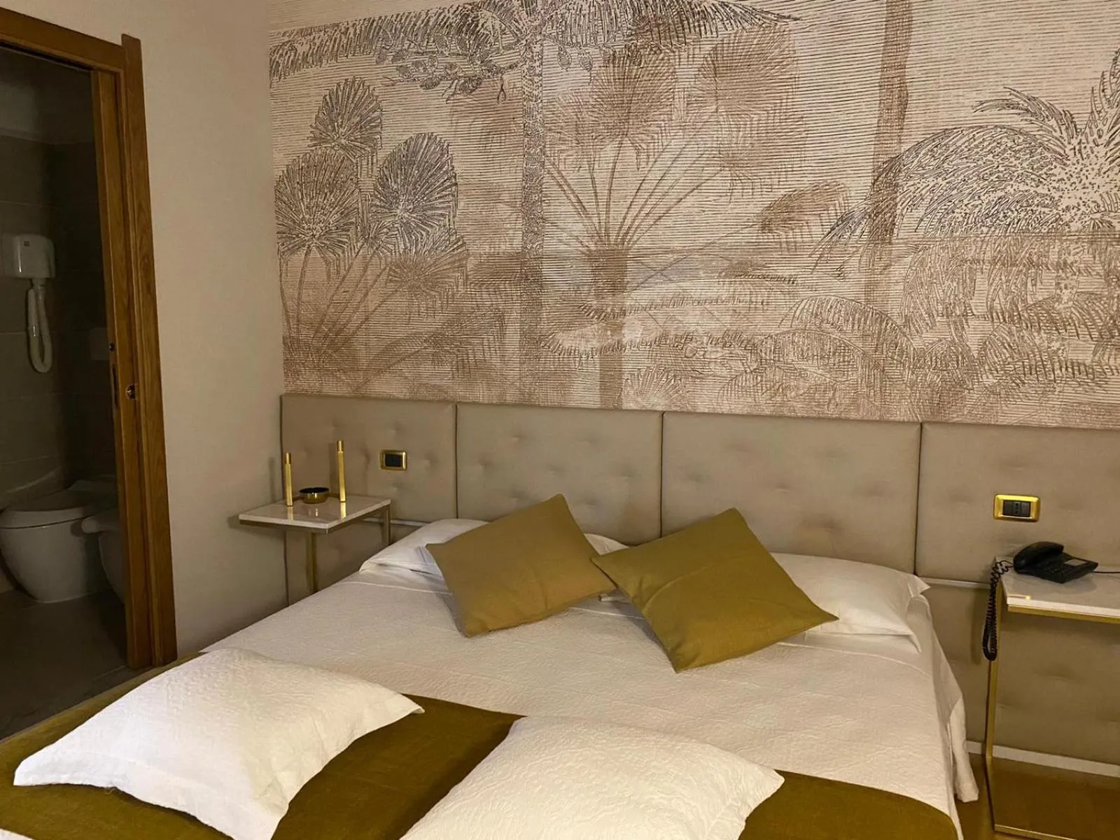 Bed in Condotti Rooms