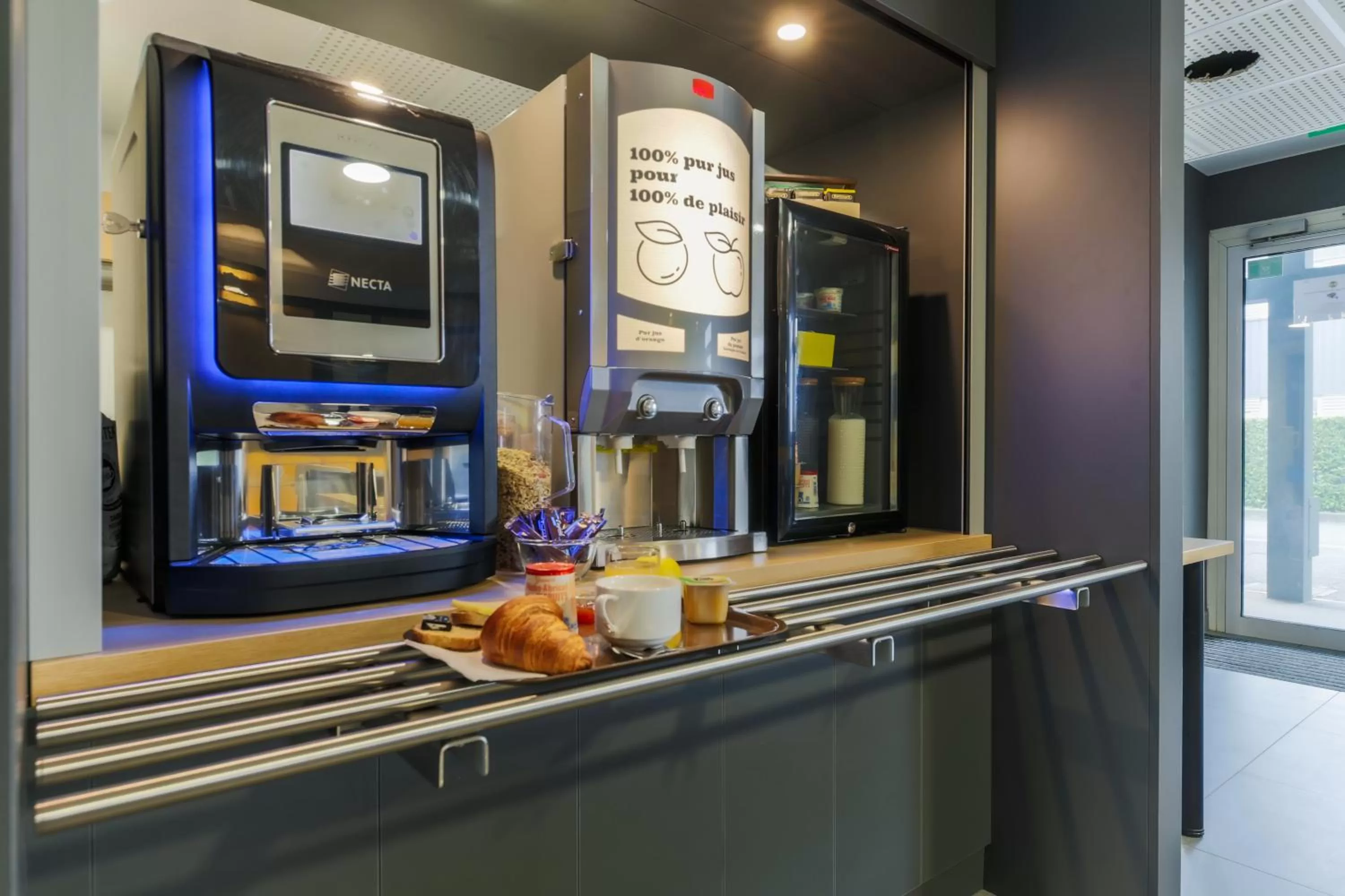 Buffet breakfast in B&B HOTEL Metz Augny