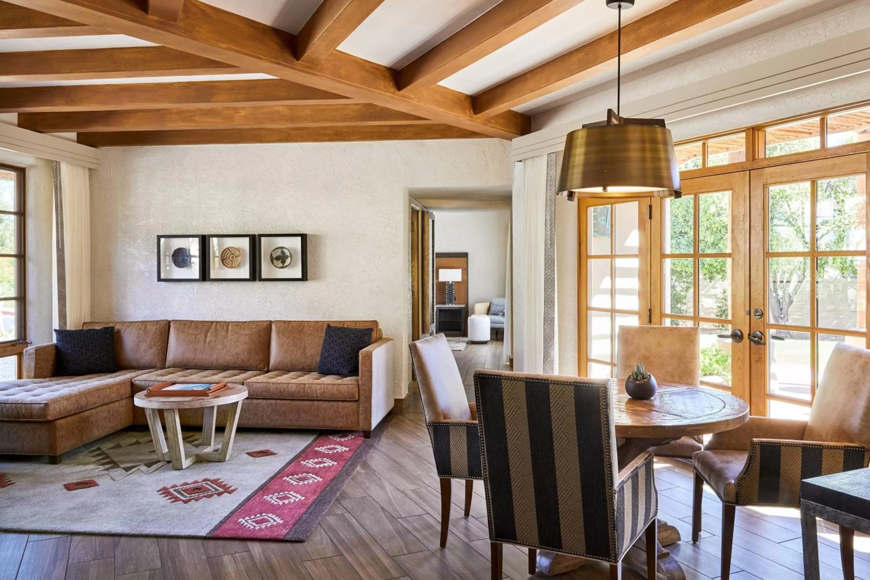 Living room in JW Marriott Scottsdale Camelback Inn Resort & Spa
