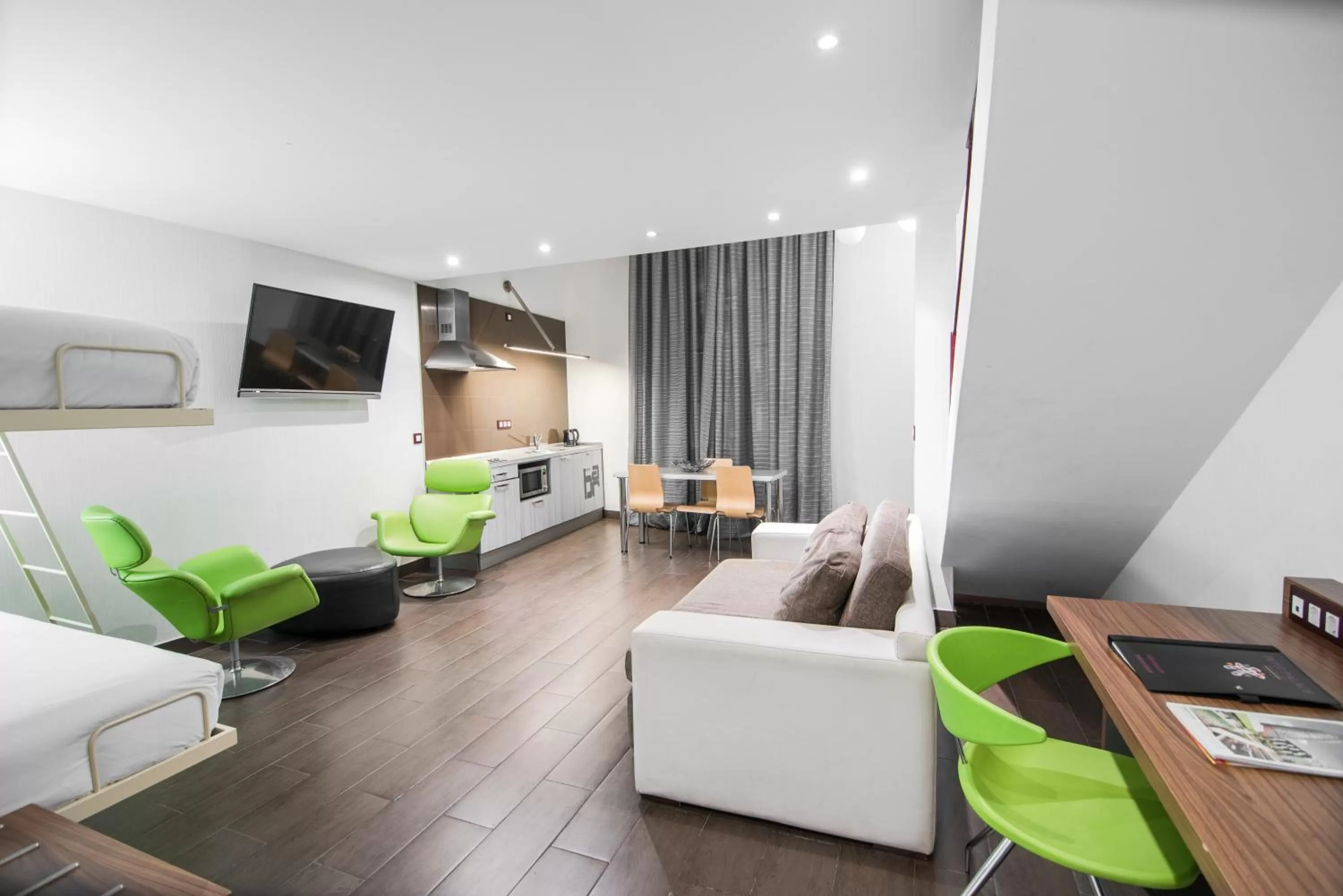 Duplex Apartment (6 Adults) in Petit Palace Boqueria Garden