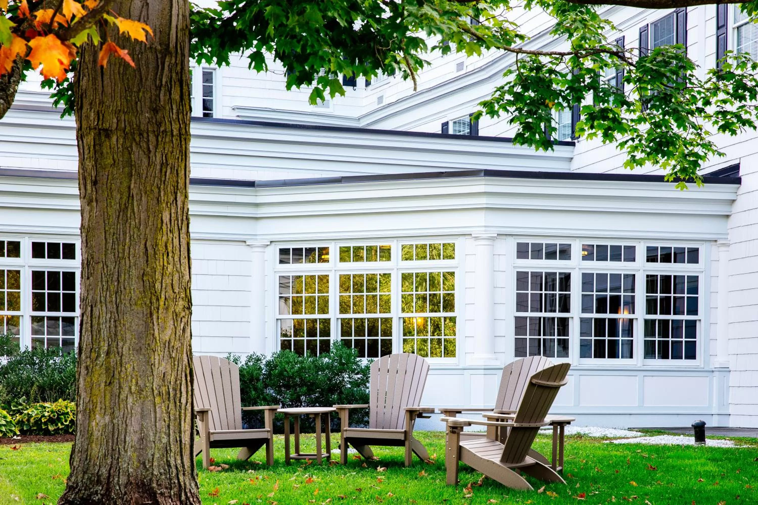 Patio in Colgate Inn
