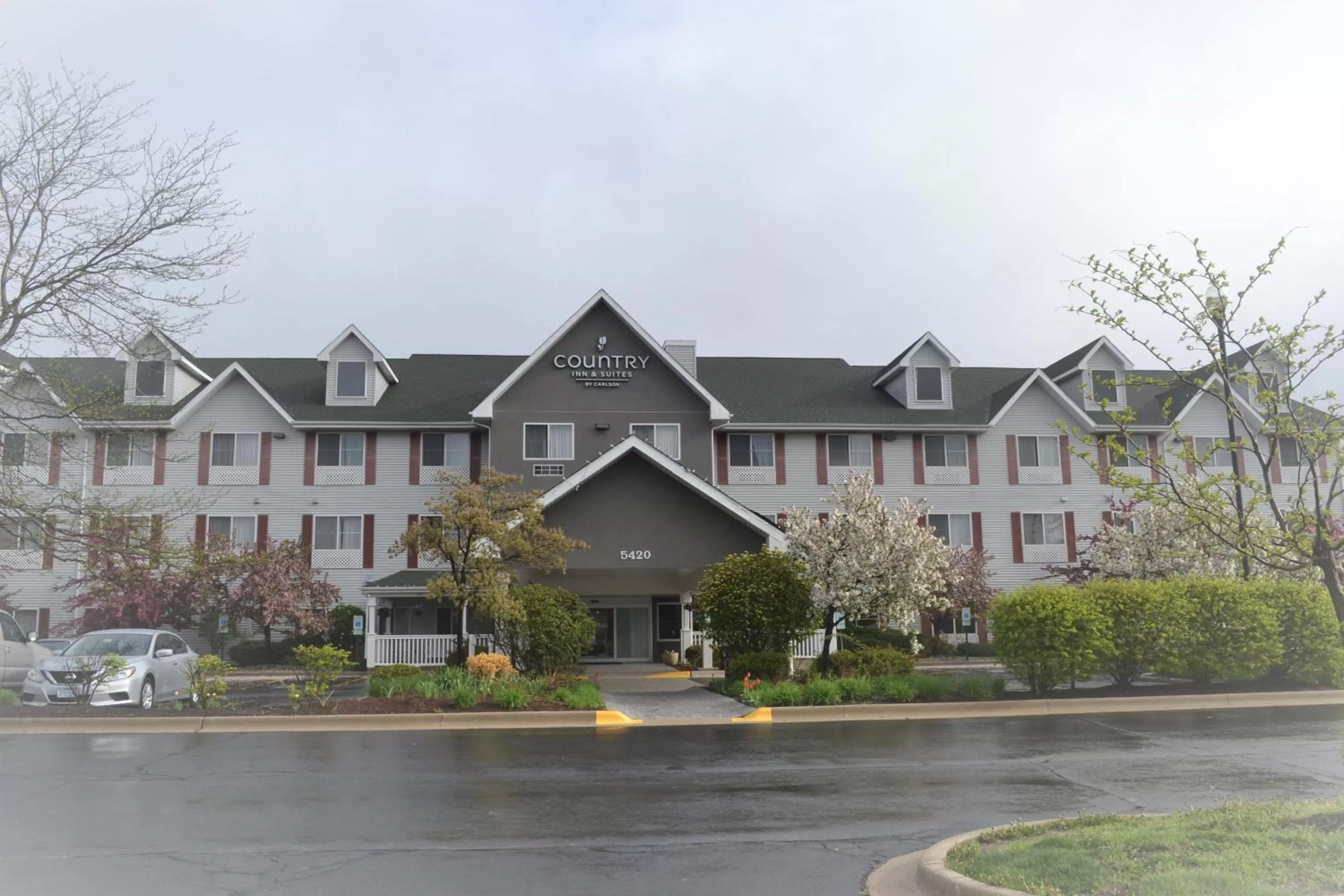 Country Inn & Suites by Radisson, Gurnee, IL