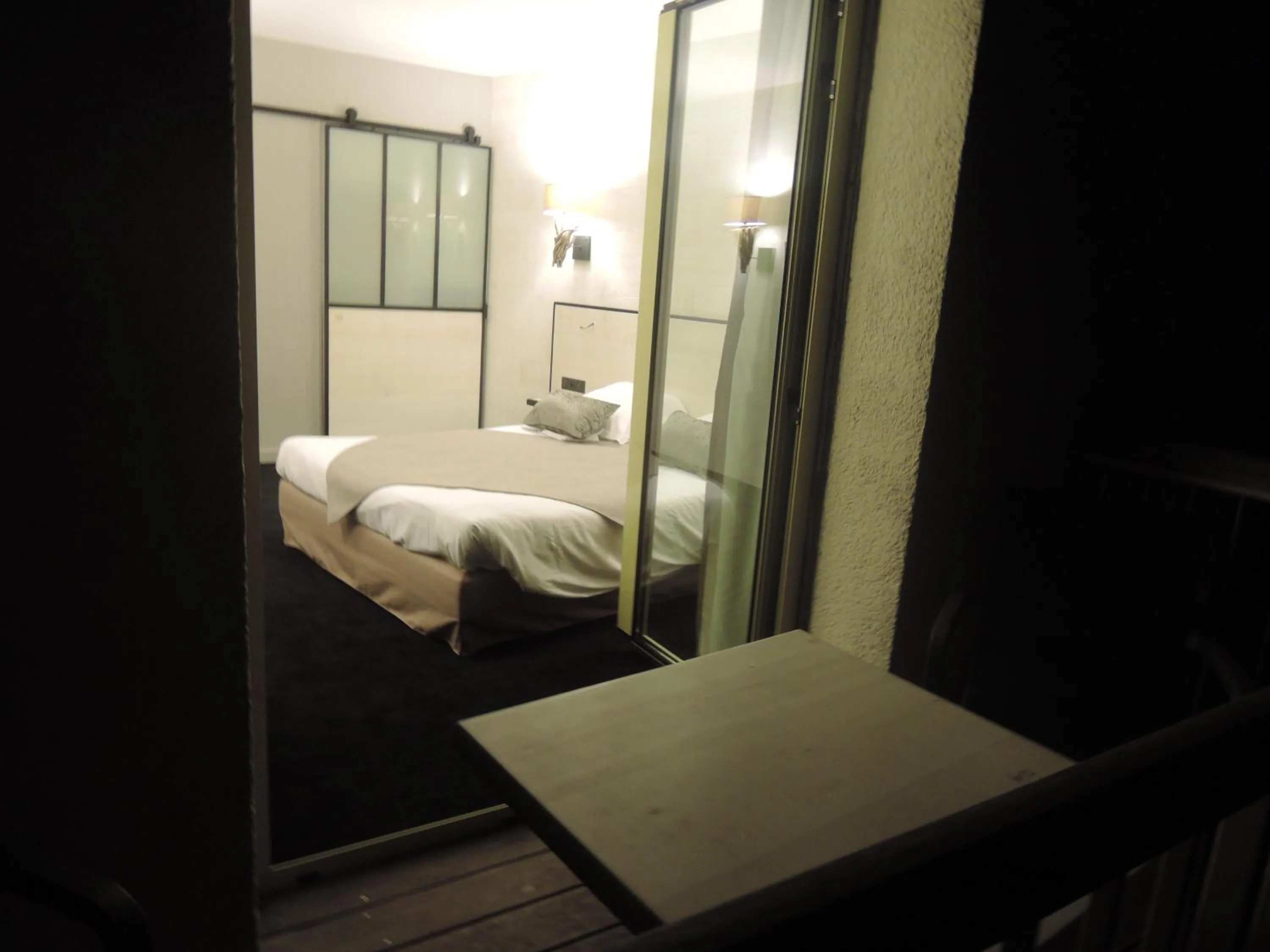 Bed in Hôtel Les Brises