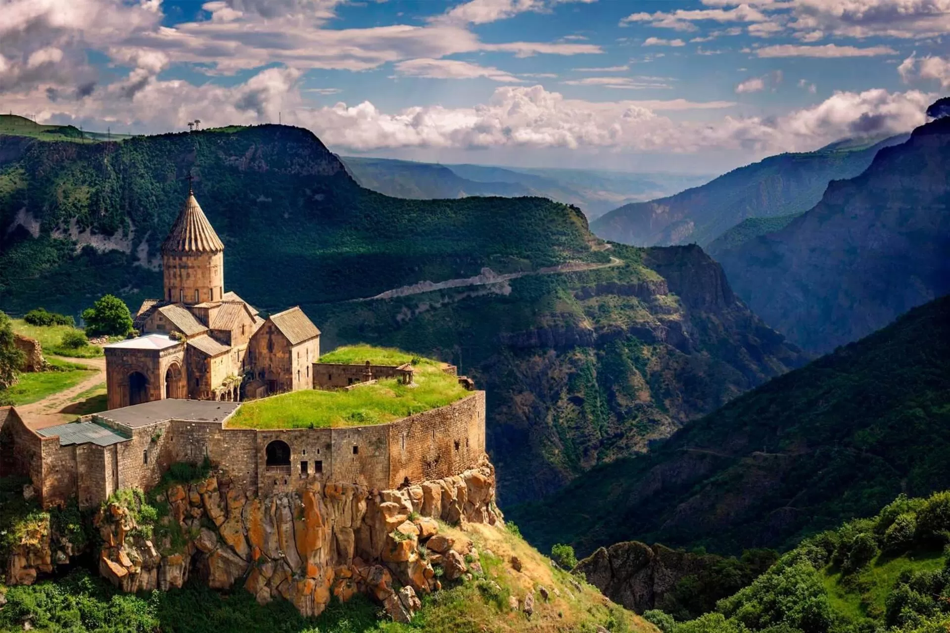 Mountain view in Glendale Boutique Hotel