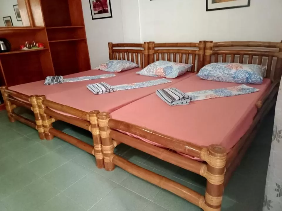 Bed in Marina Village