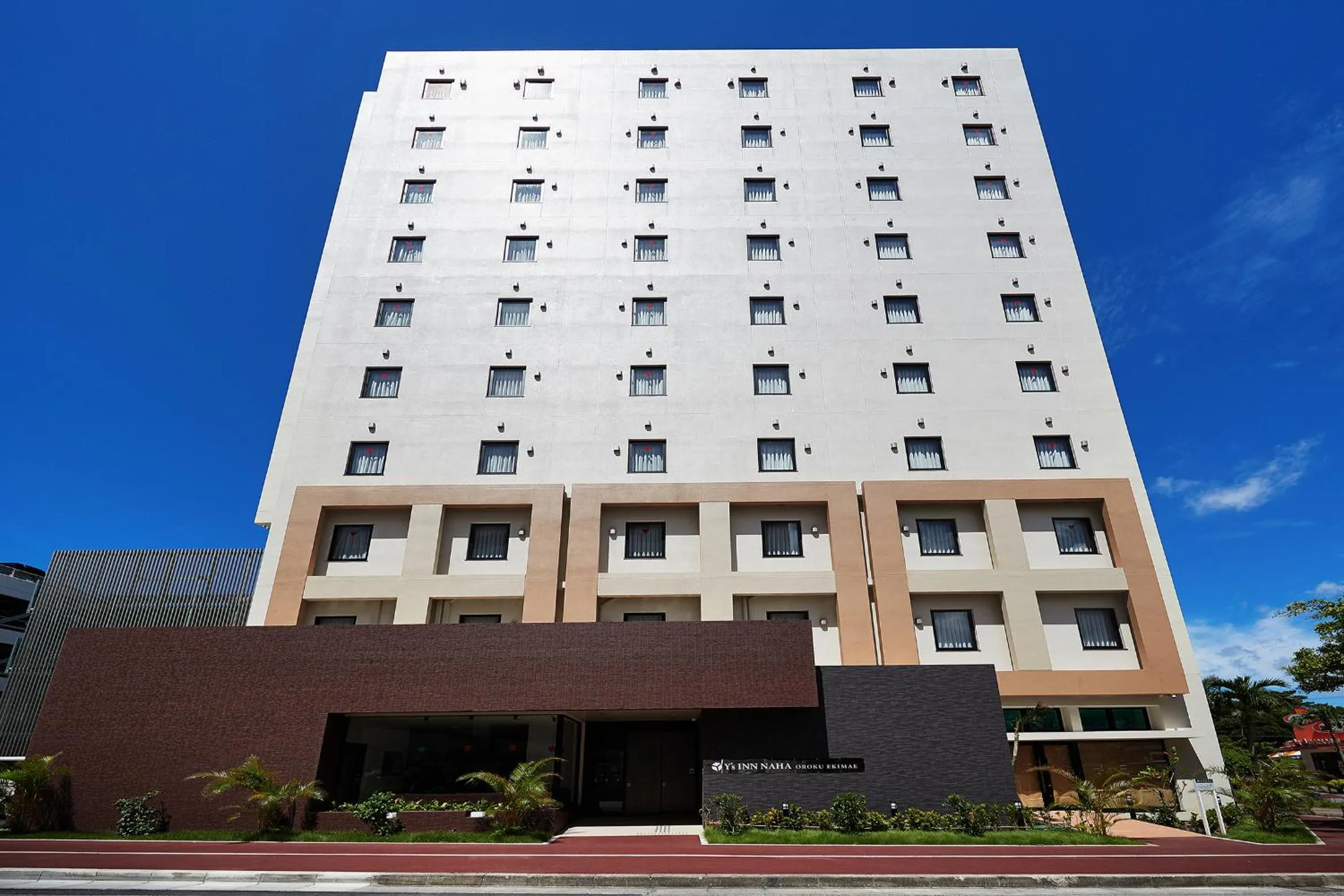 Facade/entrance, Property Building in ys inn naha orokuekimae