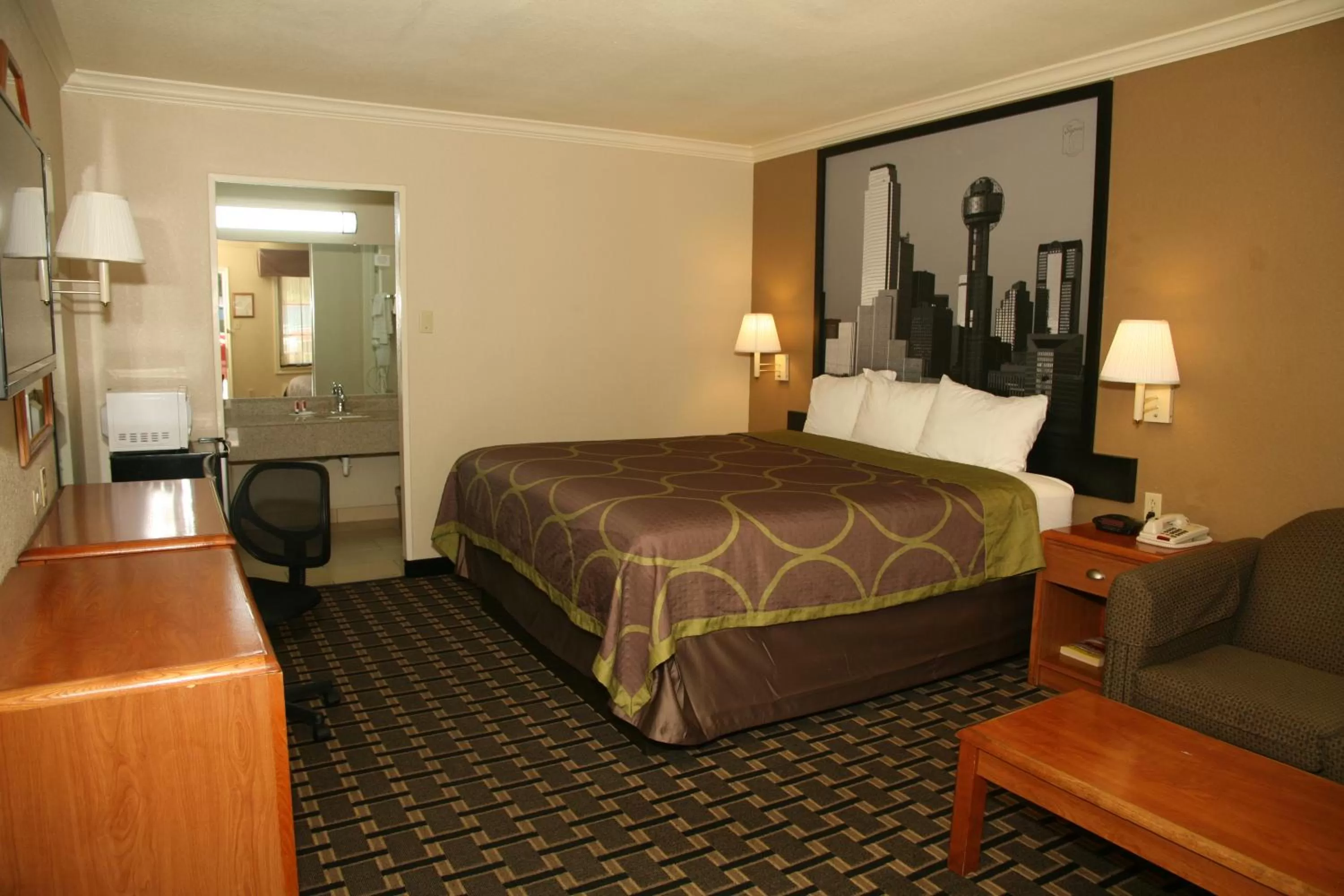 Photo of the whole room, Bed in Super 8 by Wyndham Tyler TX