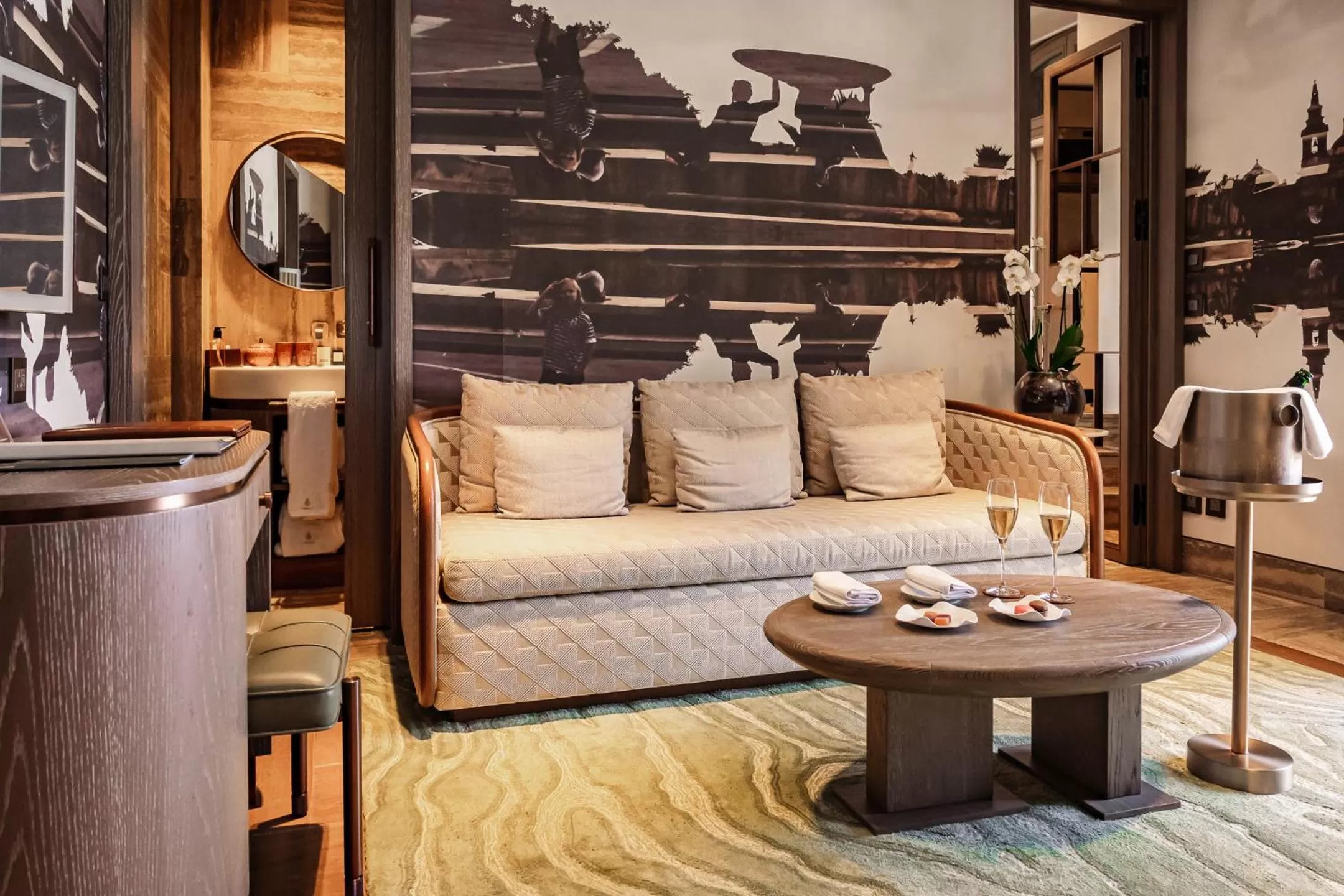 Living room in Iniala Harbour House