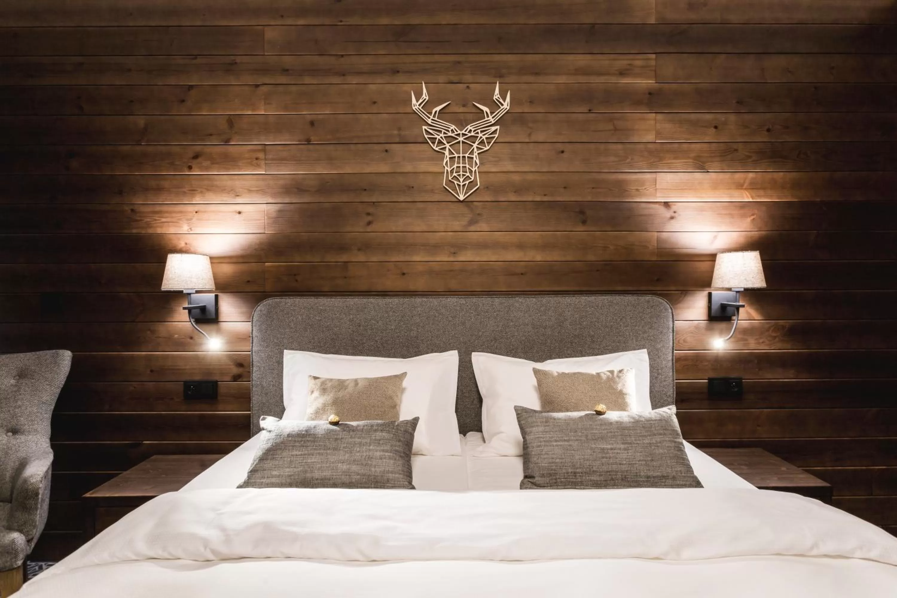 Bedroom, Bed in ARIETES MARMONT Resort