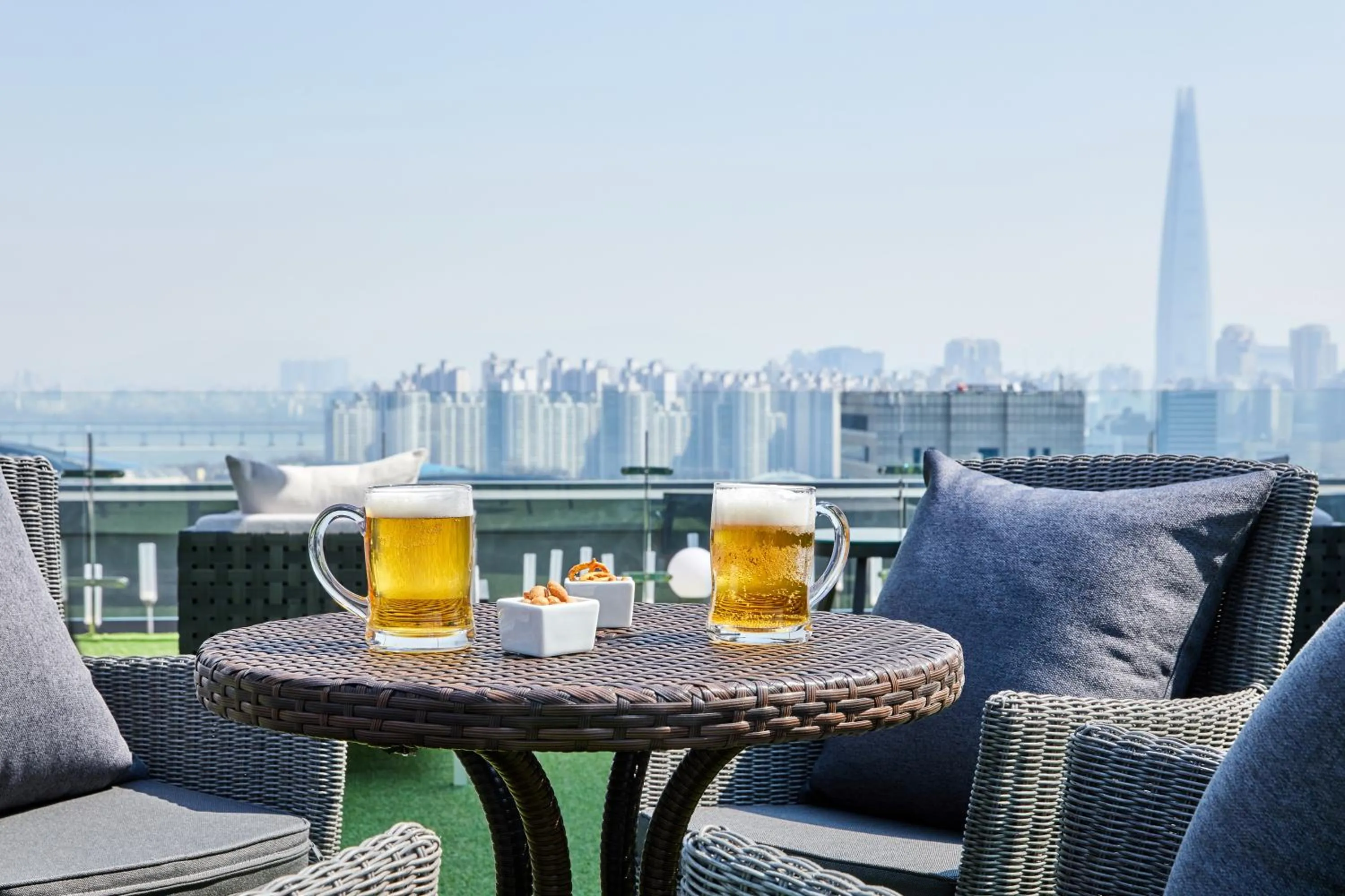 Balcony/Terrace in Shilla Stay Samsung COEX Center