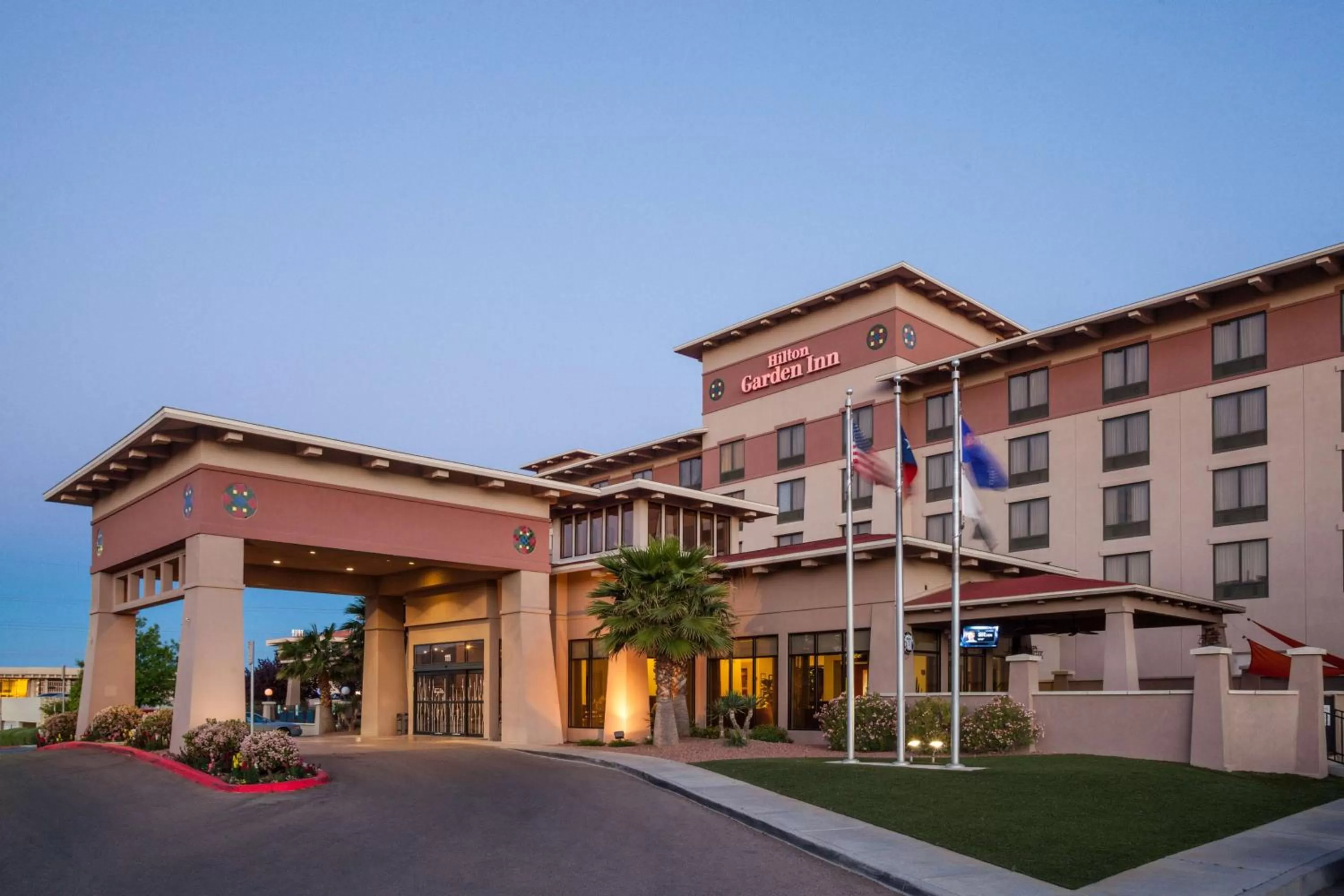 Property building in Hilton Garden Inn El Paso University
