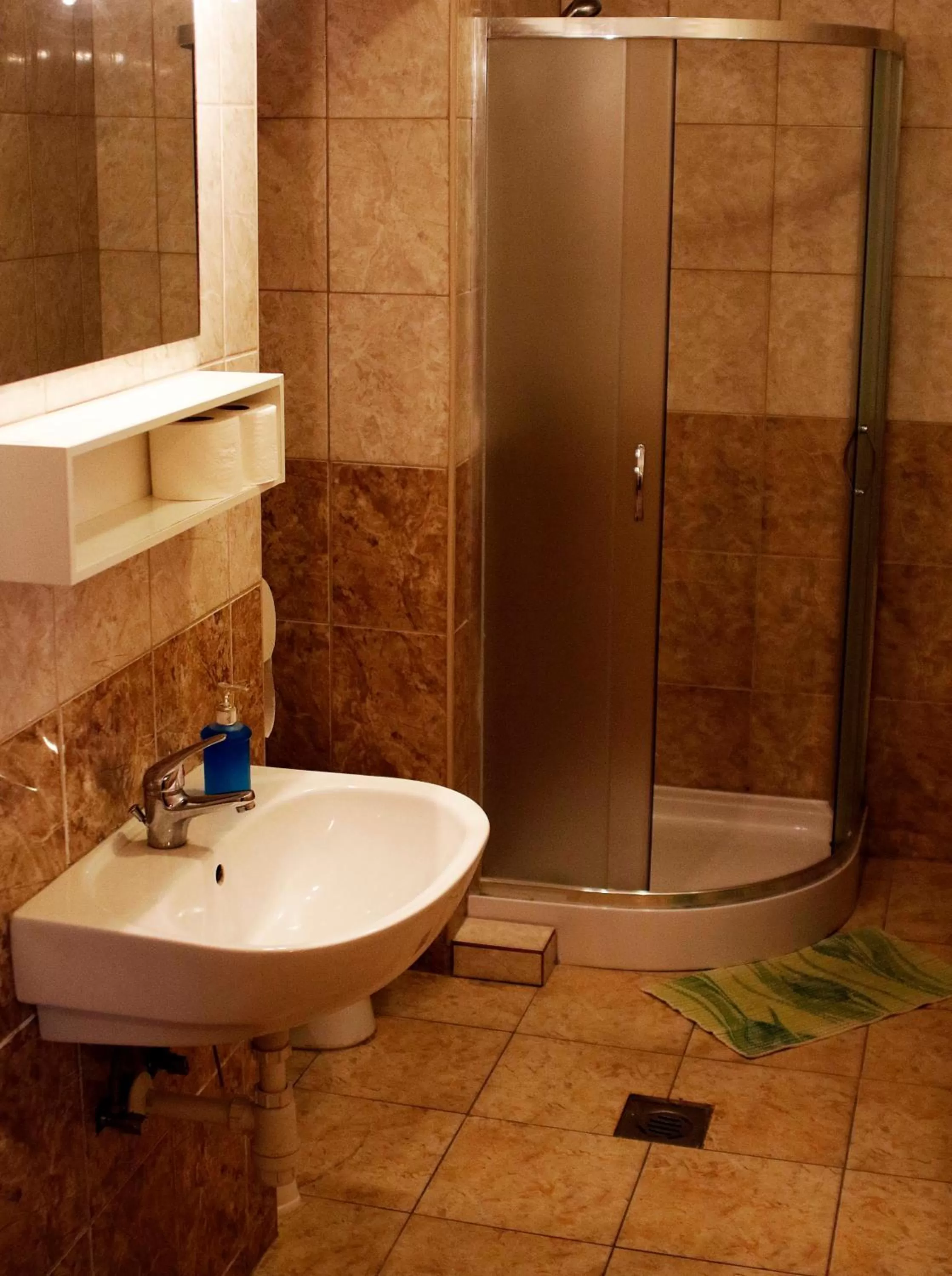 Bathroom in Silver Hotel Budapest City Center