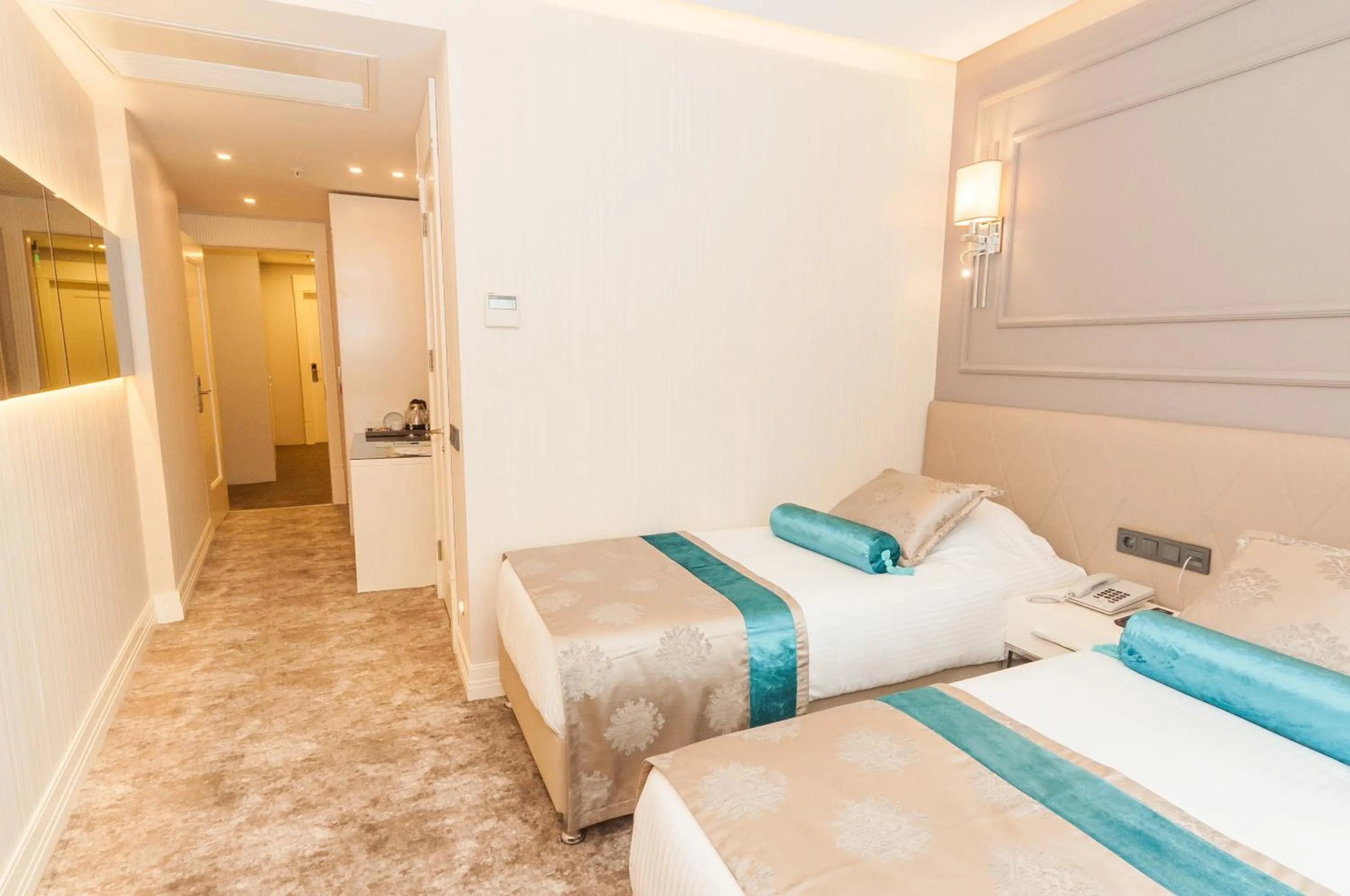 Photo of the whole room, Bed in Park Grazza Hotel