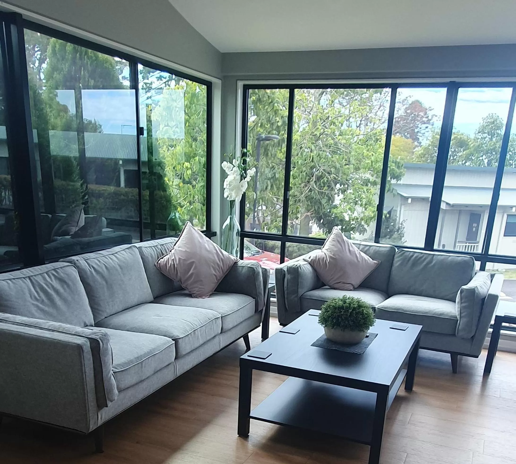 Restaurant/places to eat in Eastgate on the Range Motel