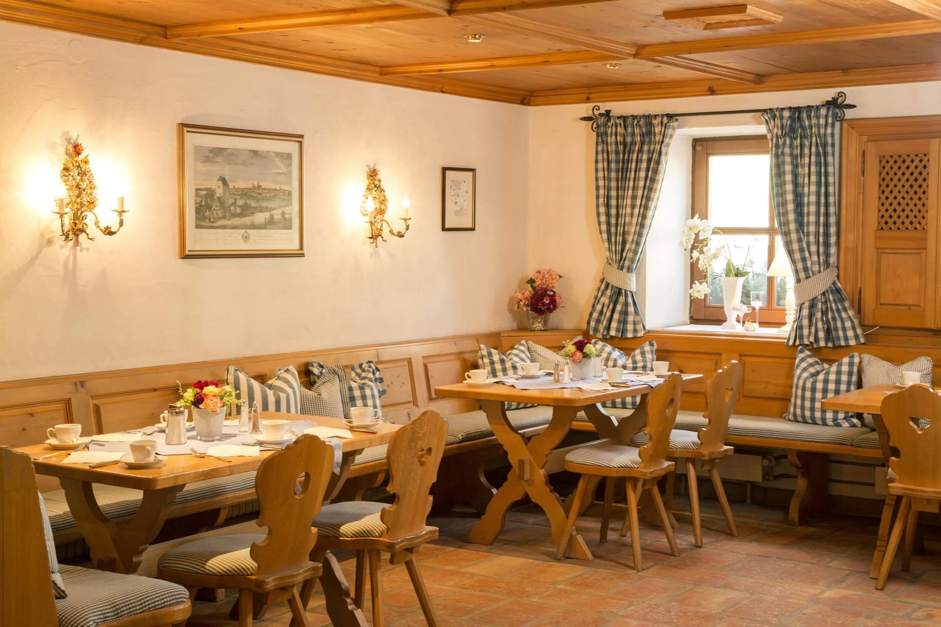 Restaurant/places to eat in Hotel Obermaier