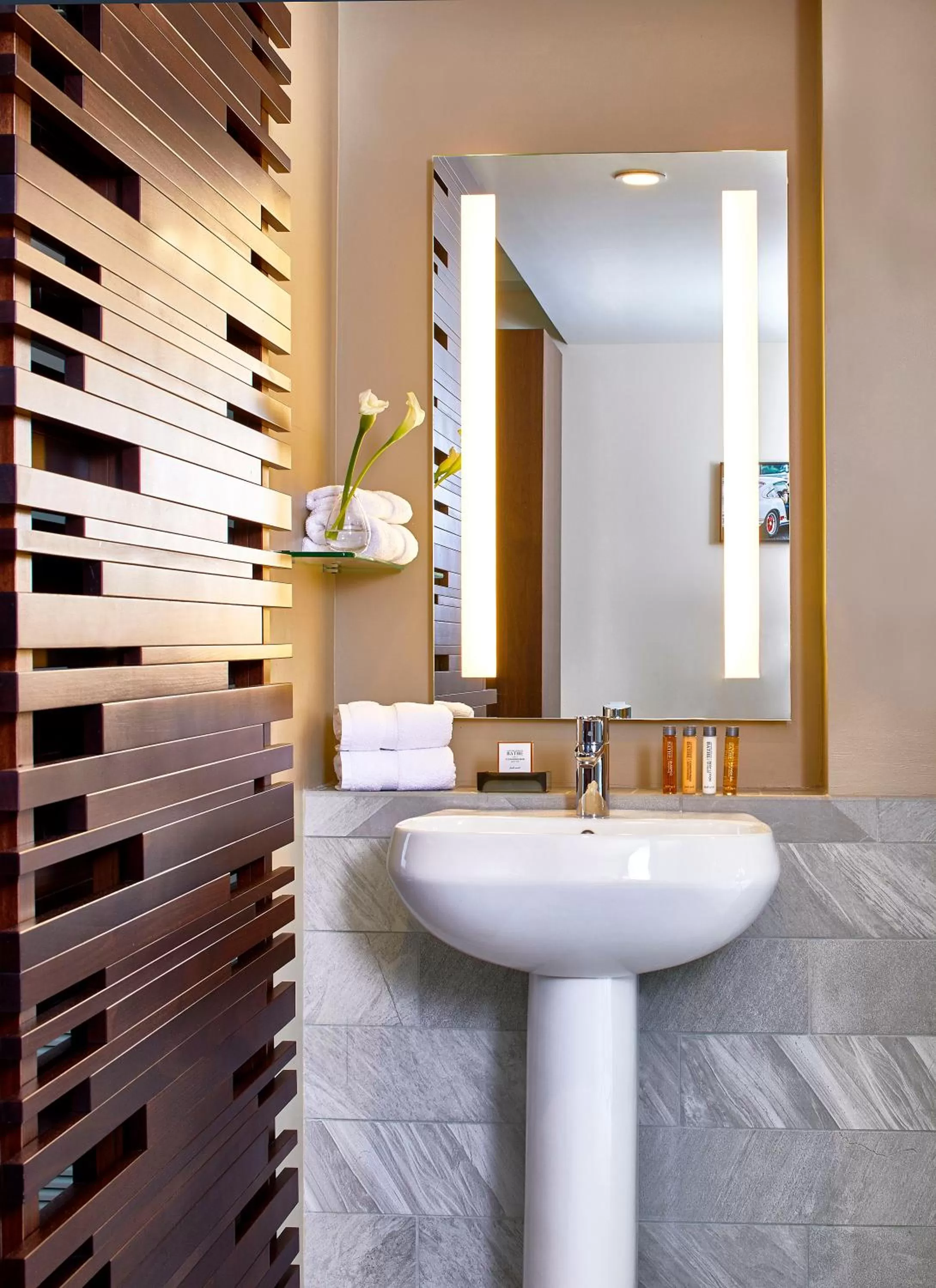 Bathroom in Kimpton Overland Hotel - Atlanta Airport by IHG