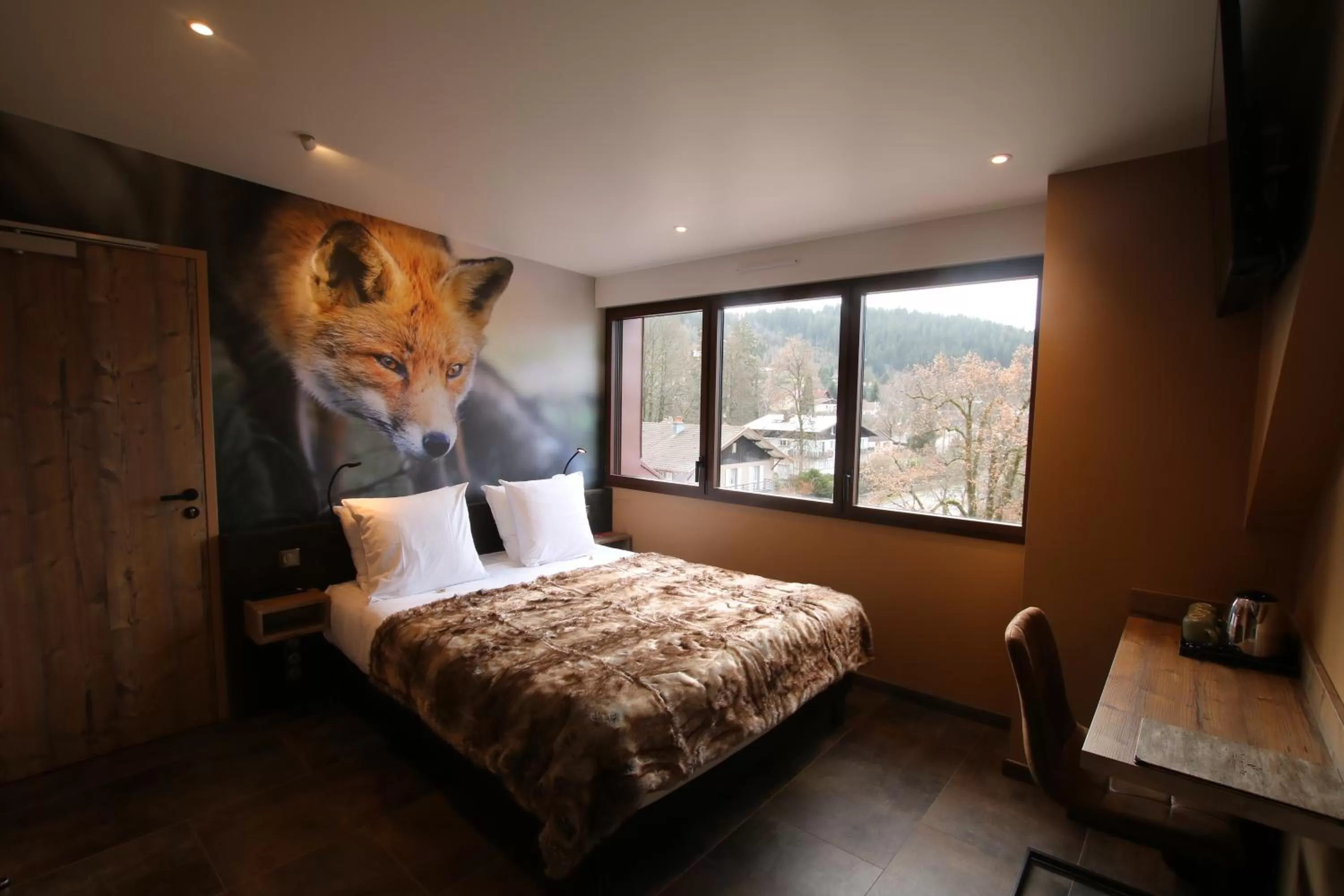 Photo of the whole room, Bed in Les Loges Du Parc