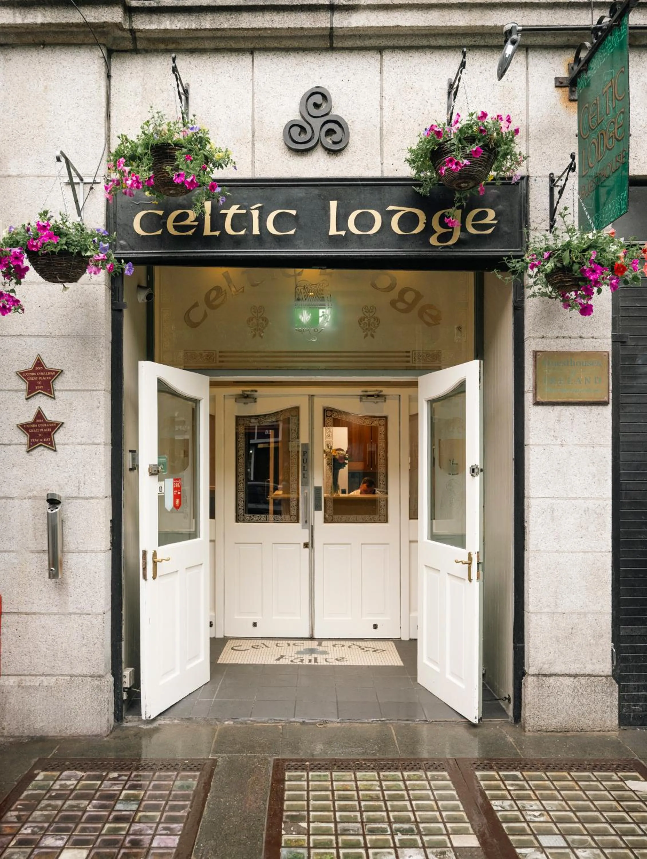 Celtic Lodge Guesthouse - Restaurant & Bar