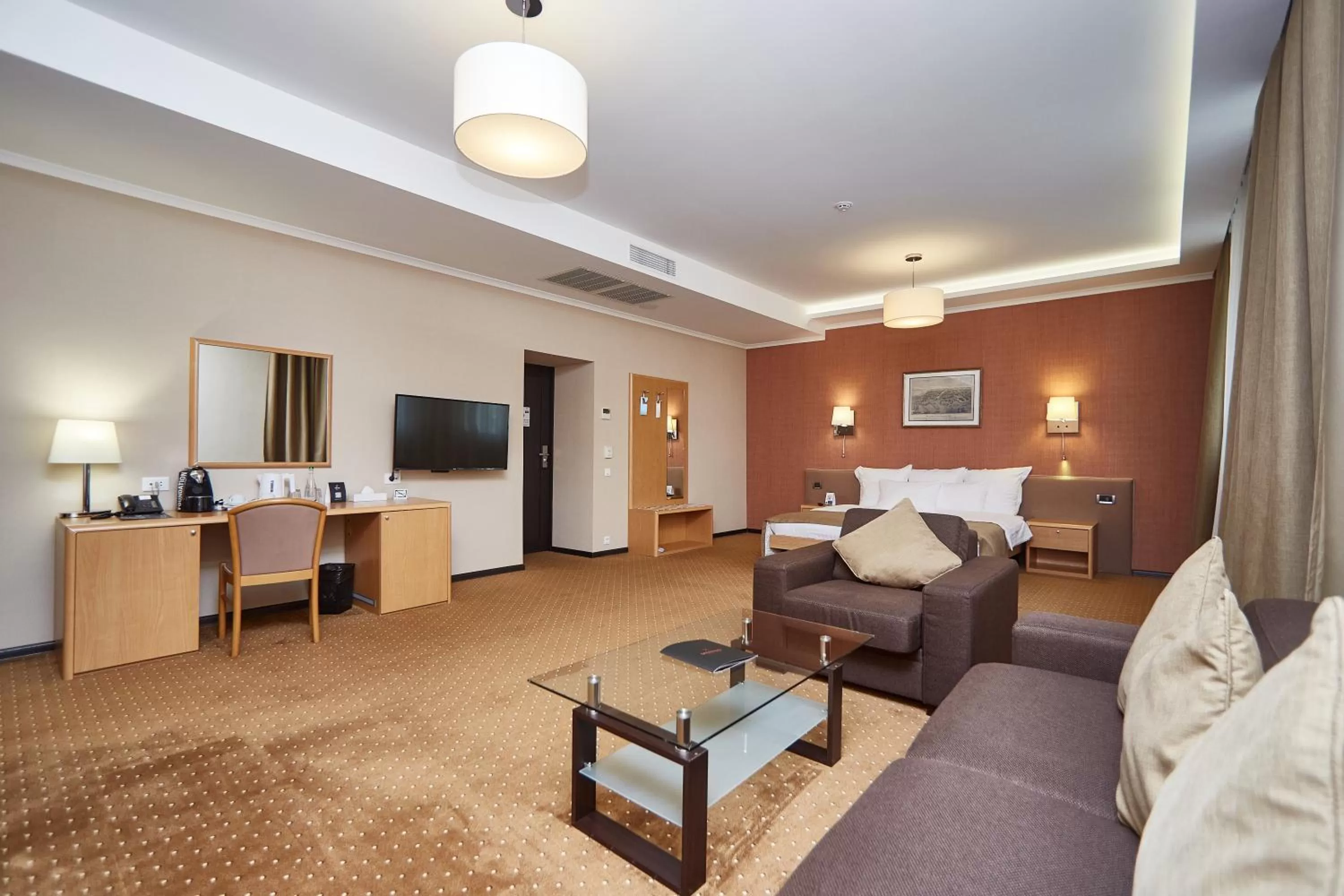 Photo of the whole room, Bed in Alexandrovskiy Hotel