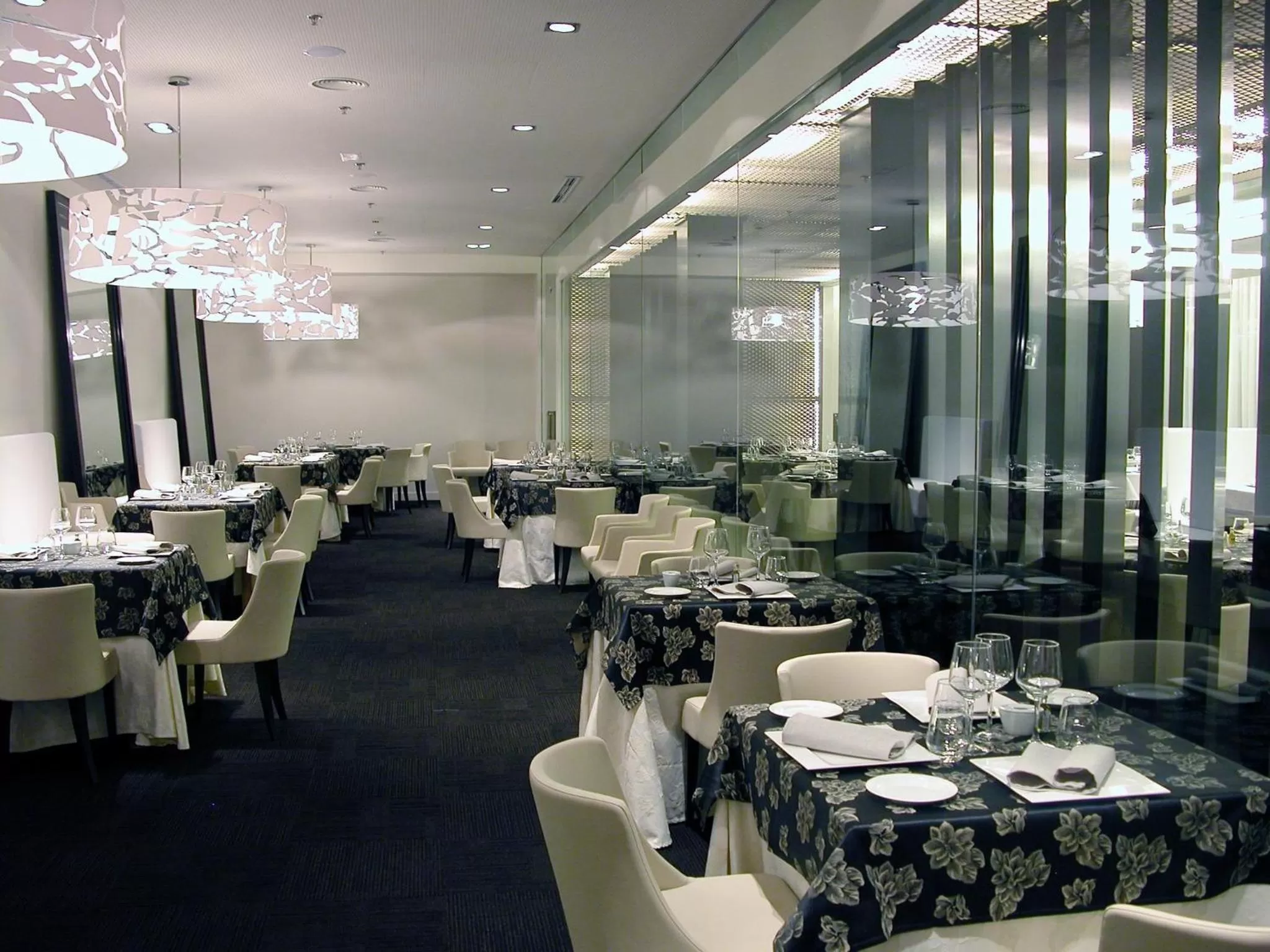 Restaurant/places to eat in Hotel Palacio Albacete & SPA