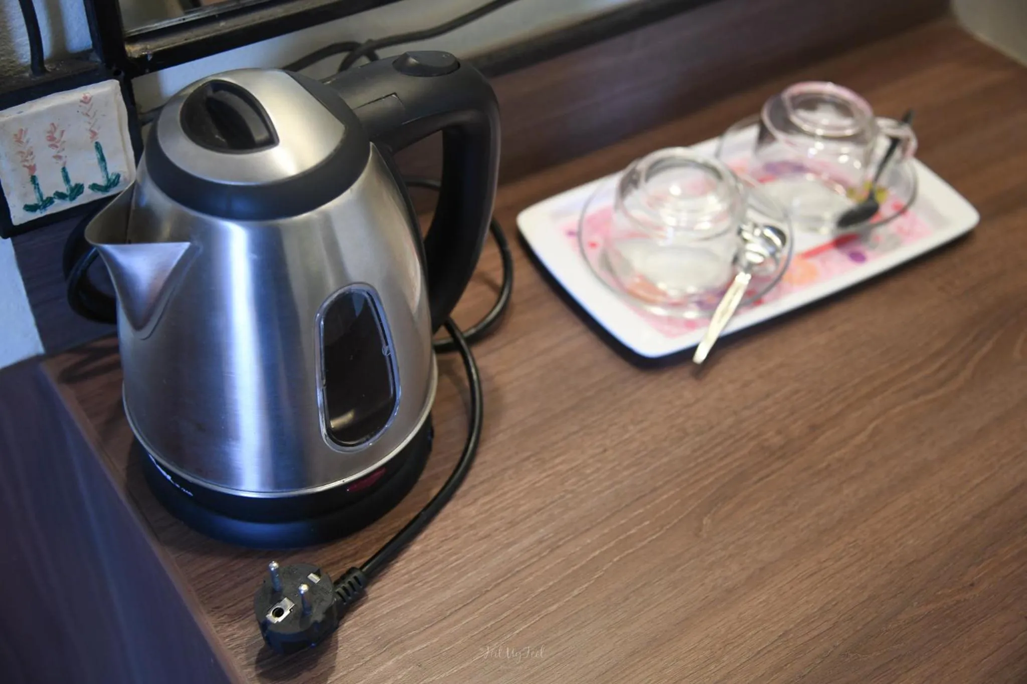 Coffee/tea facilities in Opey De Place